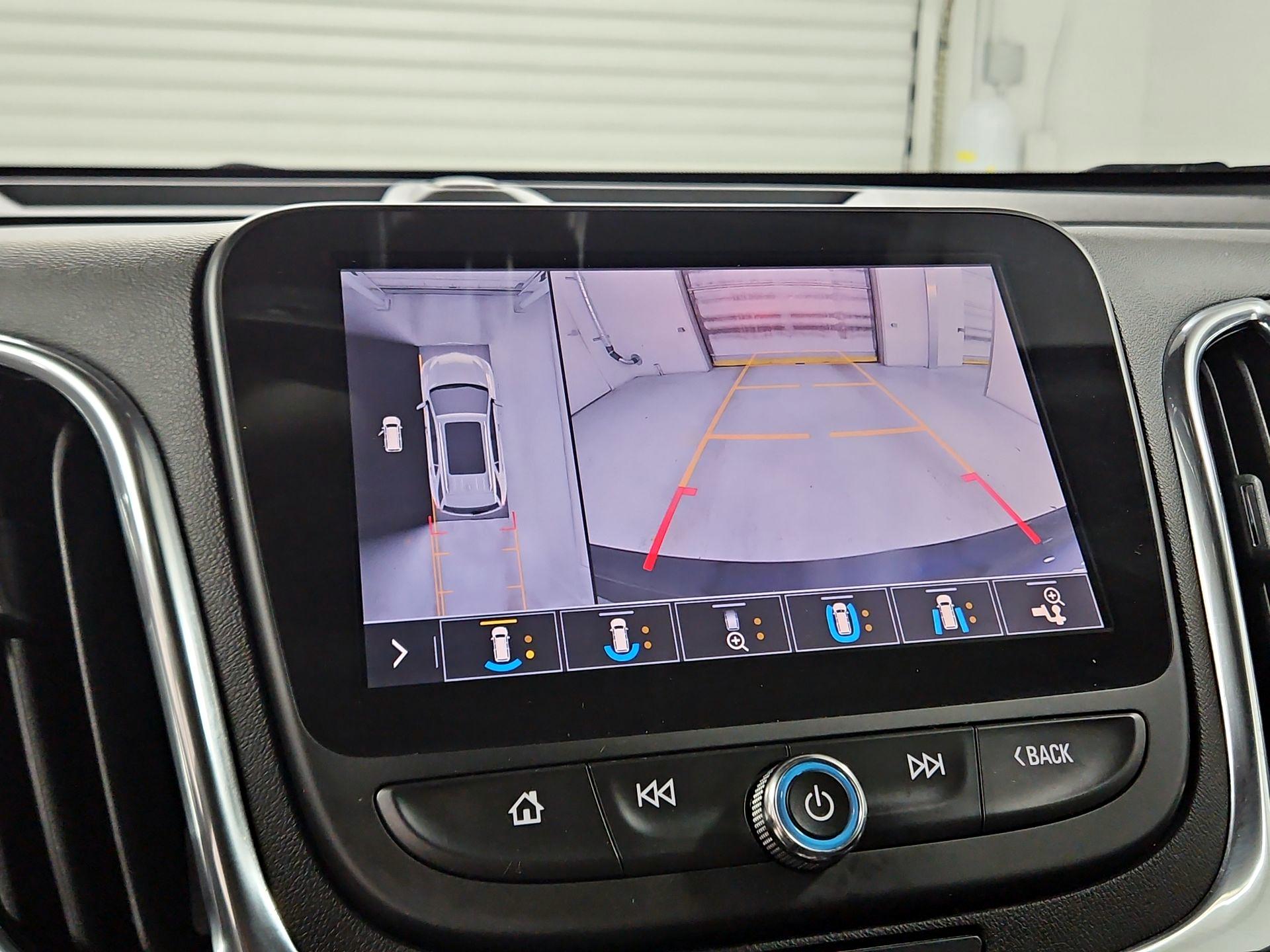 Thumbnail: 2020 Chevrolet Equinox - 15