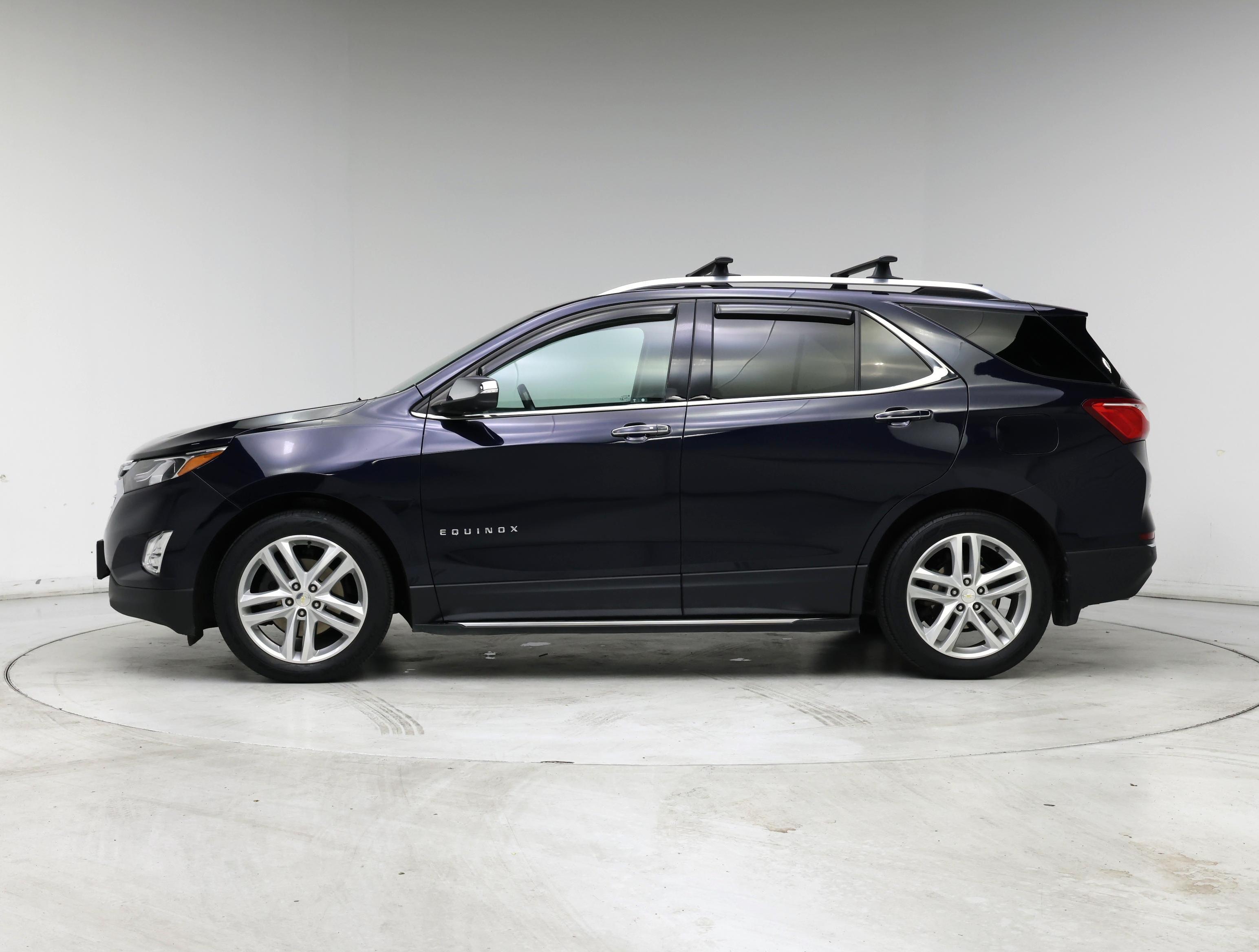 Thumbnail: 2020 Chevrolet Equinox - 3