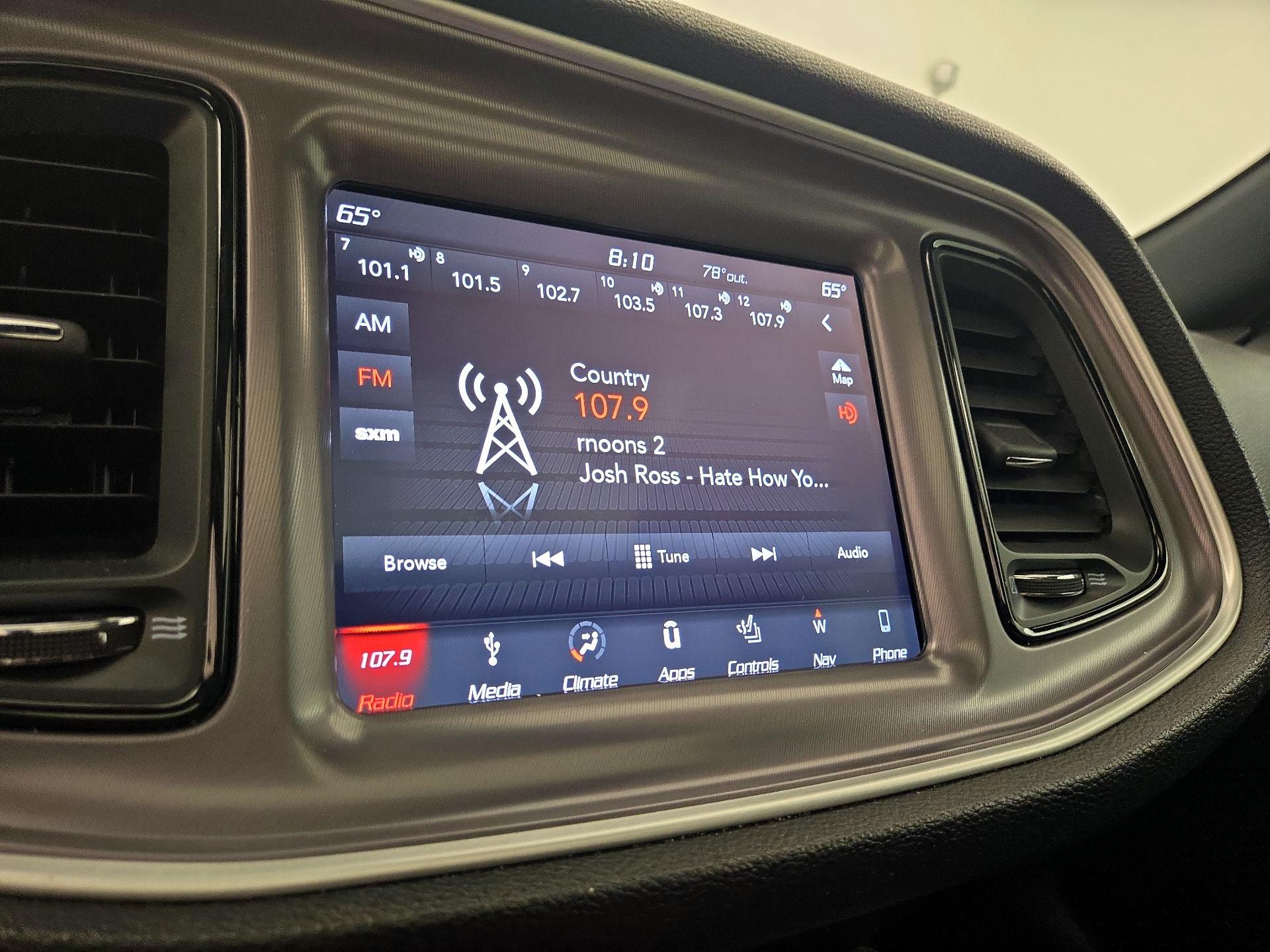 Thumbnail: 2019 Dodge Challenger - 15