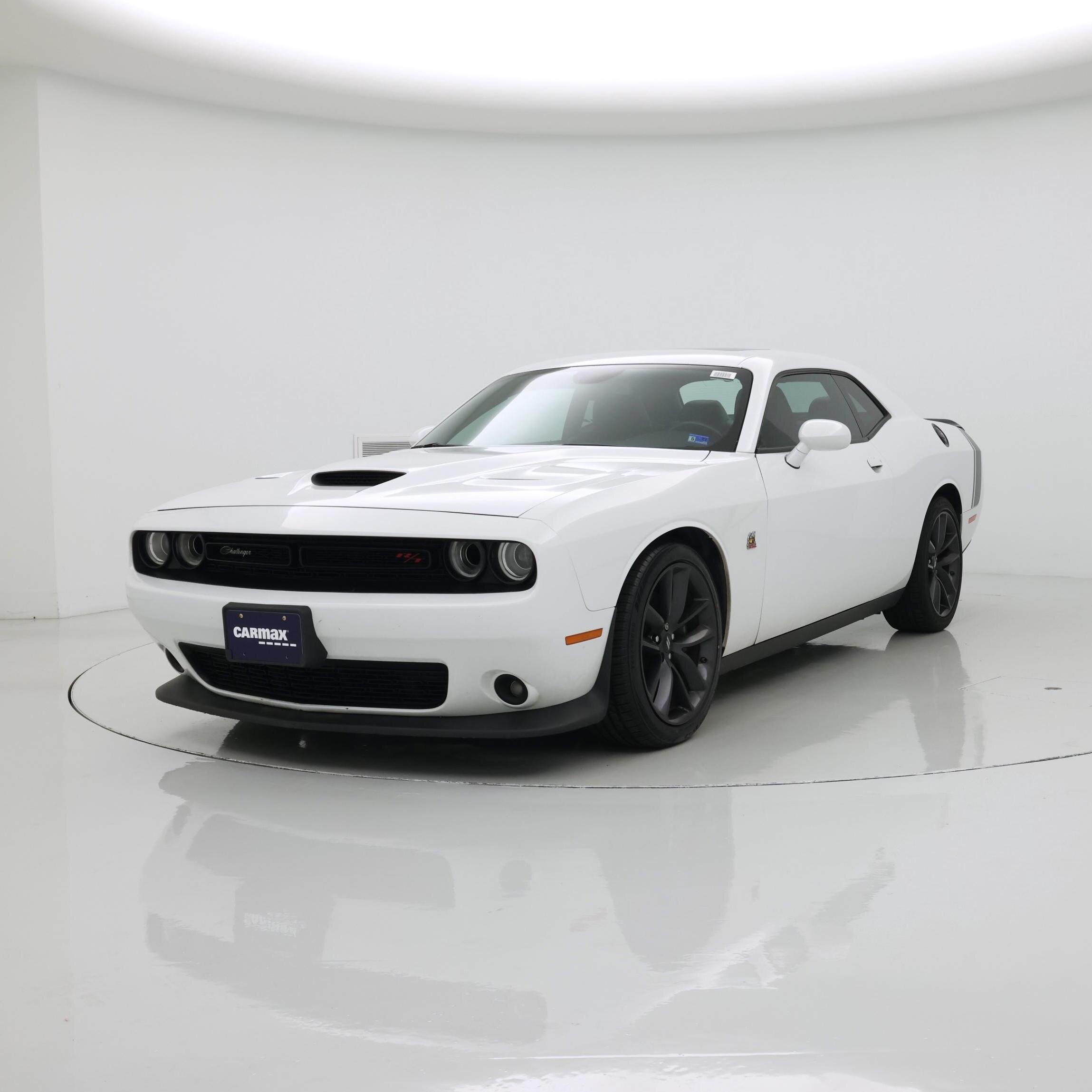 Thumbnail: 2019 Dodge Challenger - 4