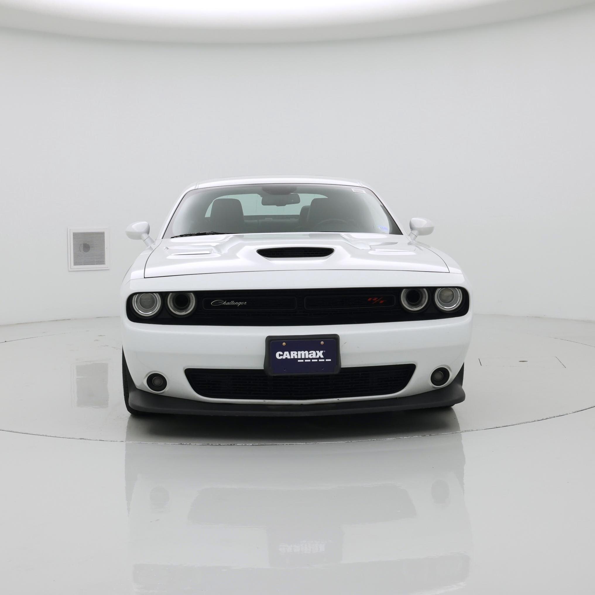 Thumbnail: 2019 Dodge Challenger - 5