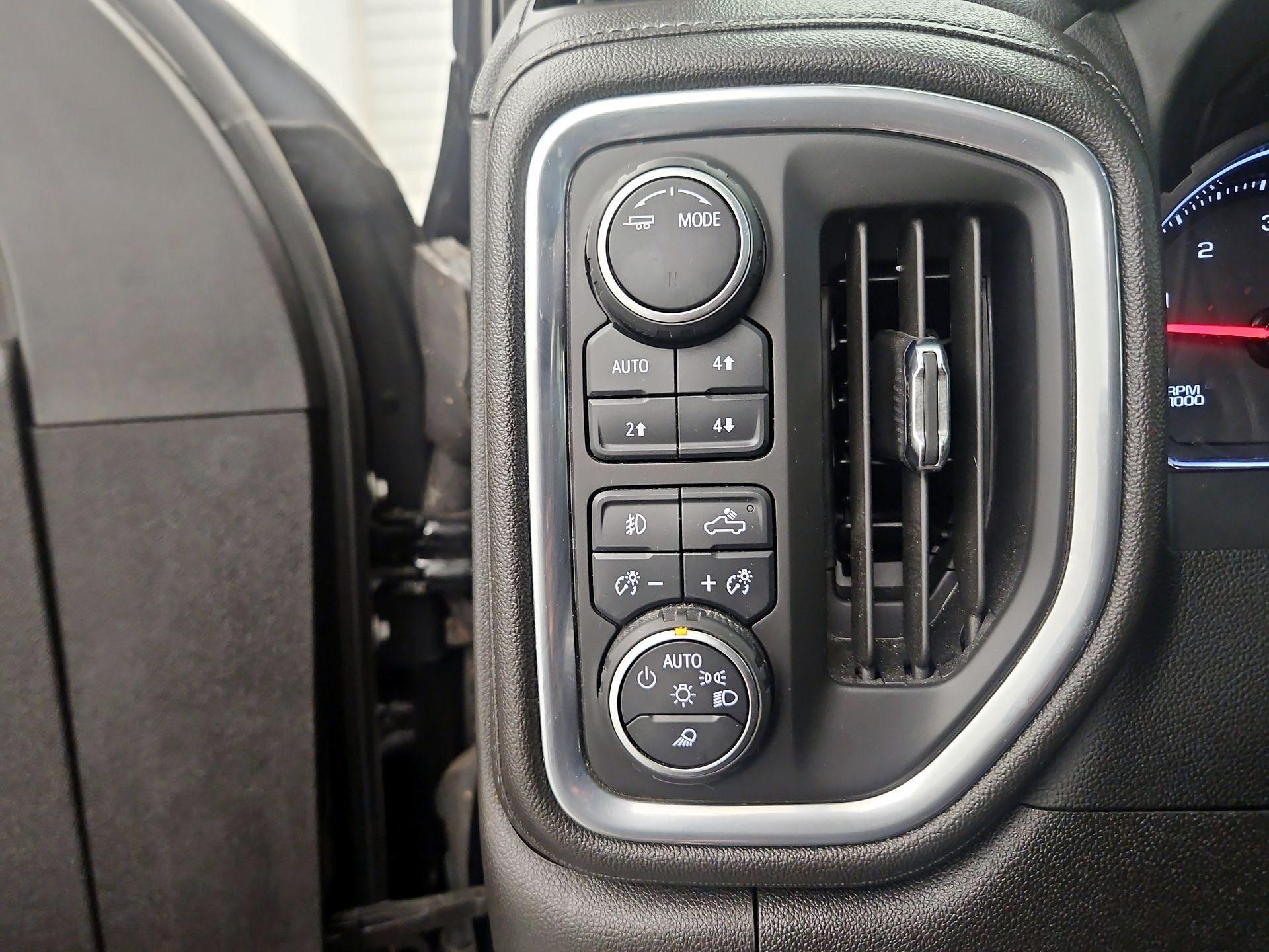 Thumbnail: 2023 Chevrolet Silverado 2500 - 11