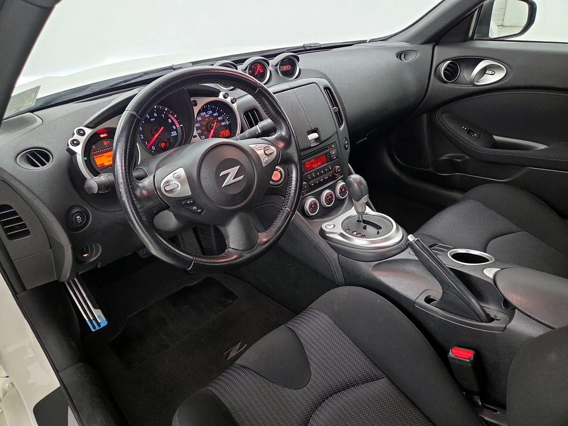 Thumbnail: 2016 Nissan Z - 9