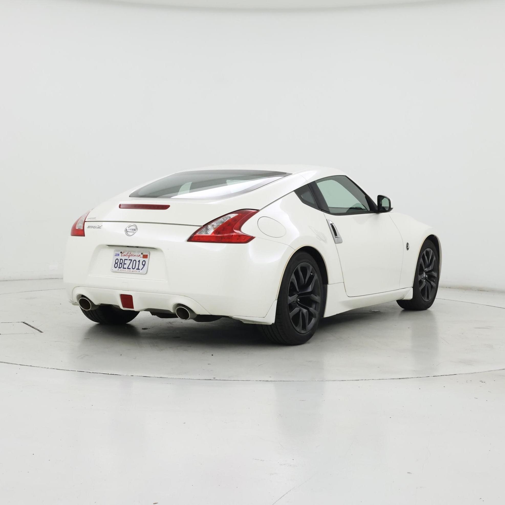 Thumbnail: 2016 Nissan Z - 8