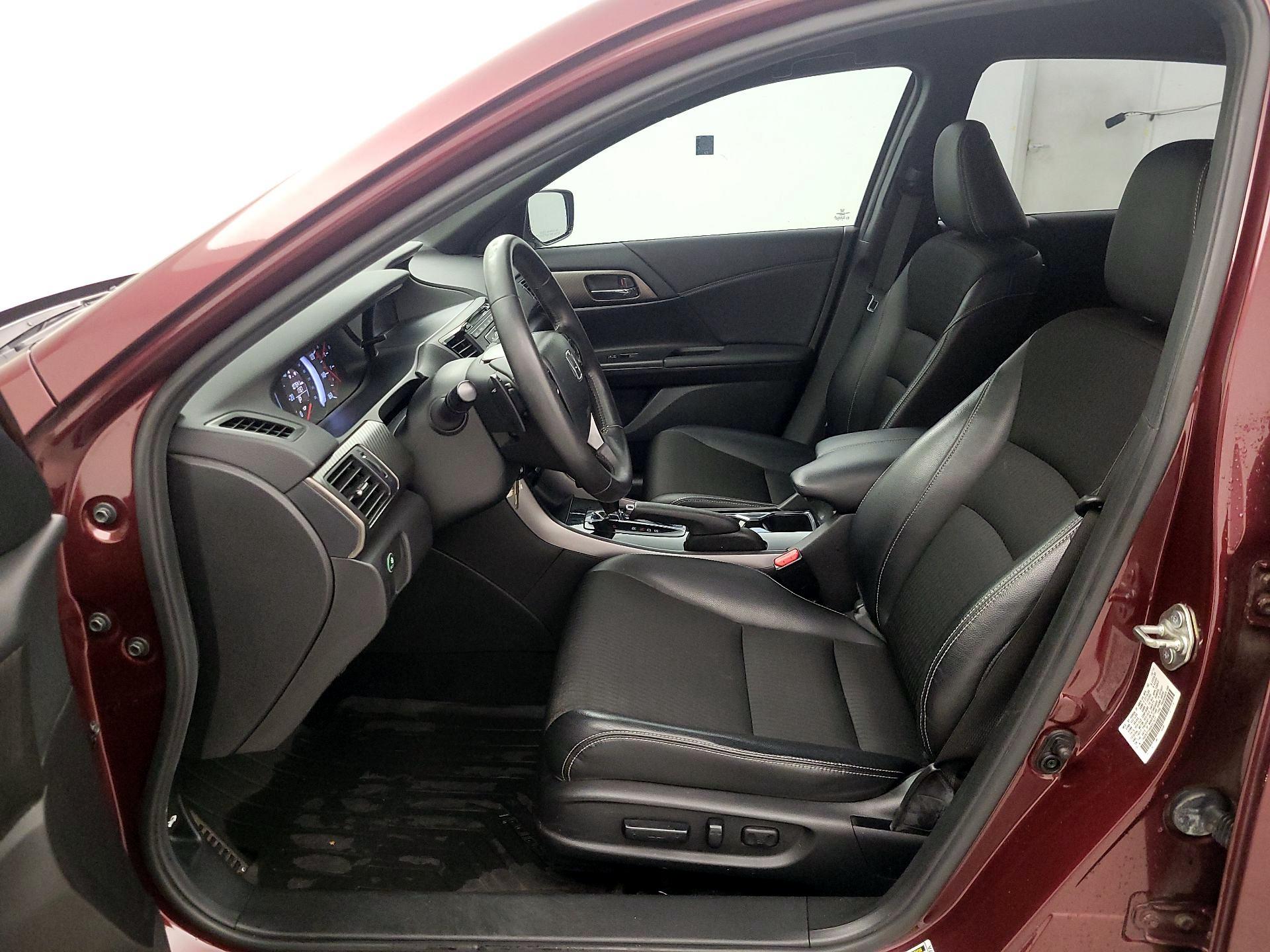 Thumbnail: 2016 Honda Accord - 11