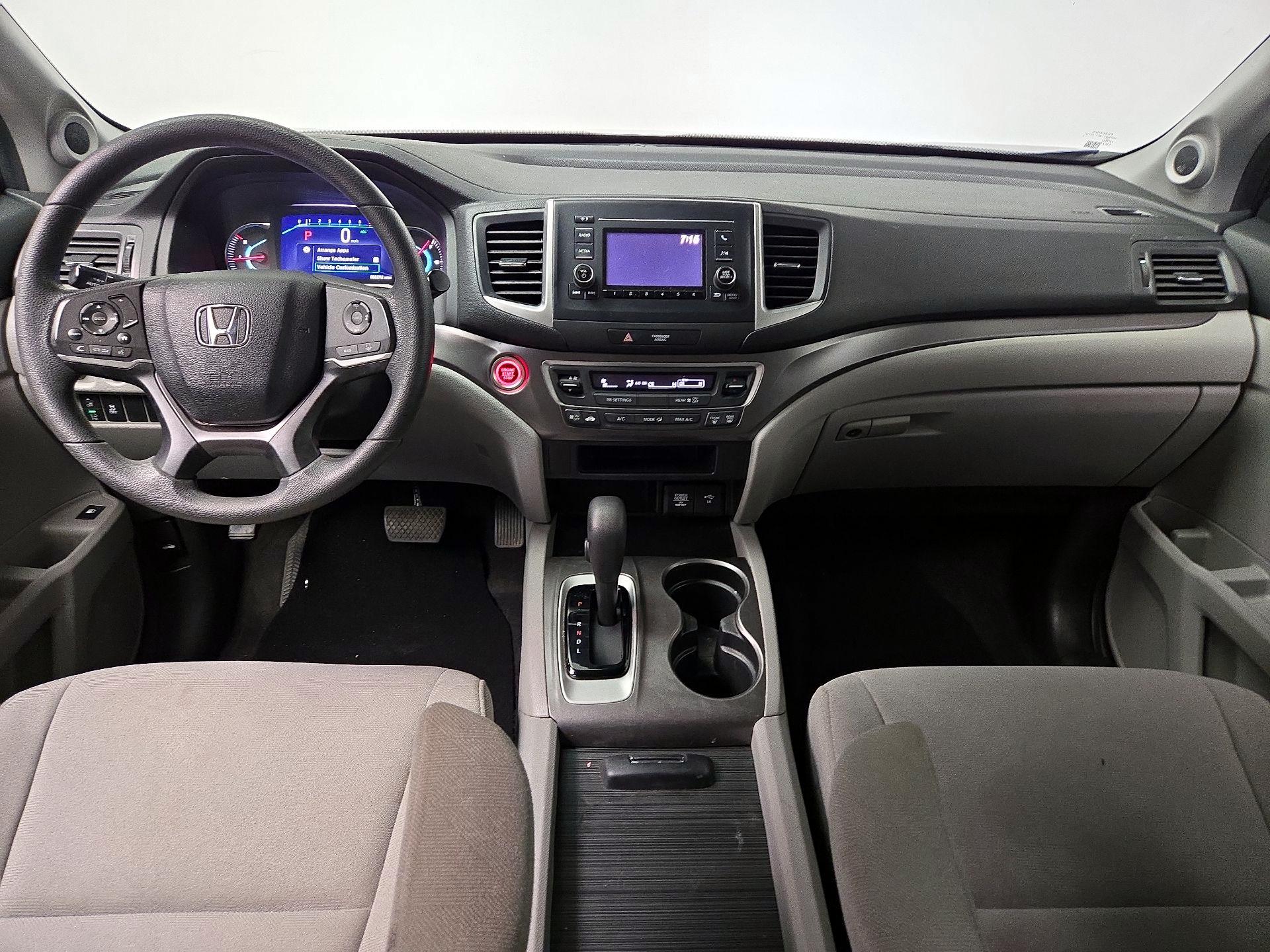 Thumbnail: 2019 Honda Pilot - 9