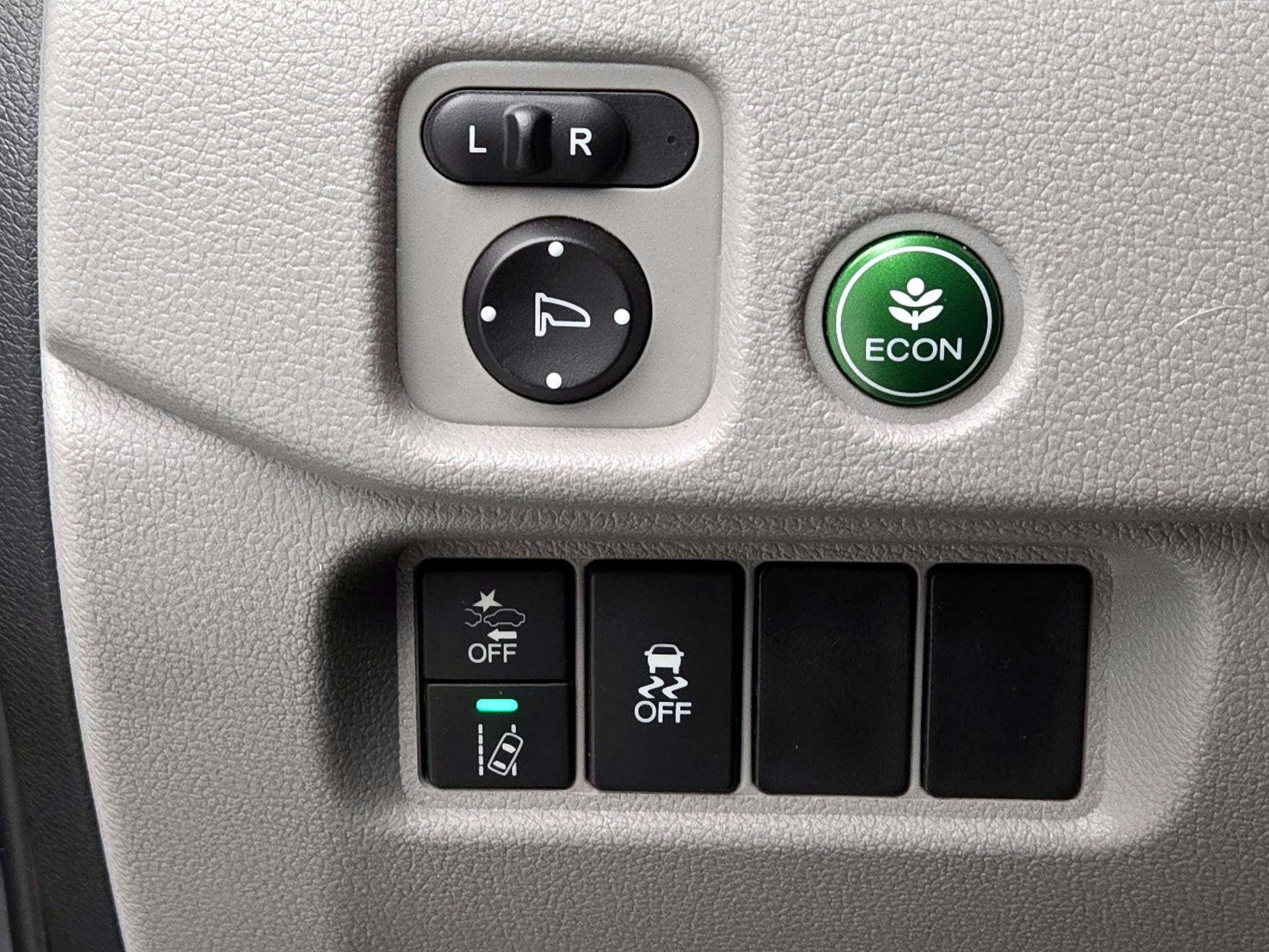 Thumbnail: 2019 Honda Pilot - 13