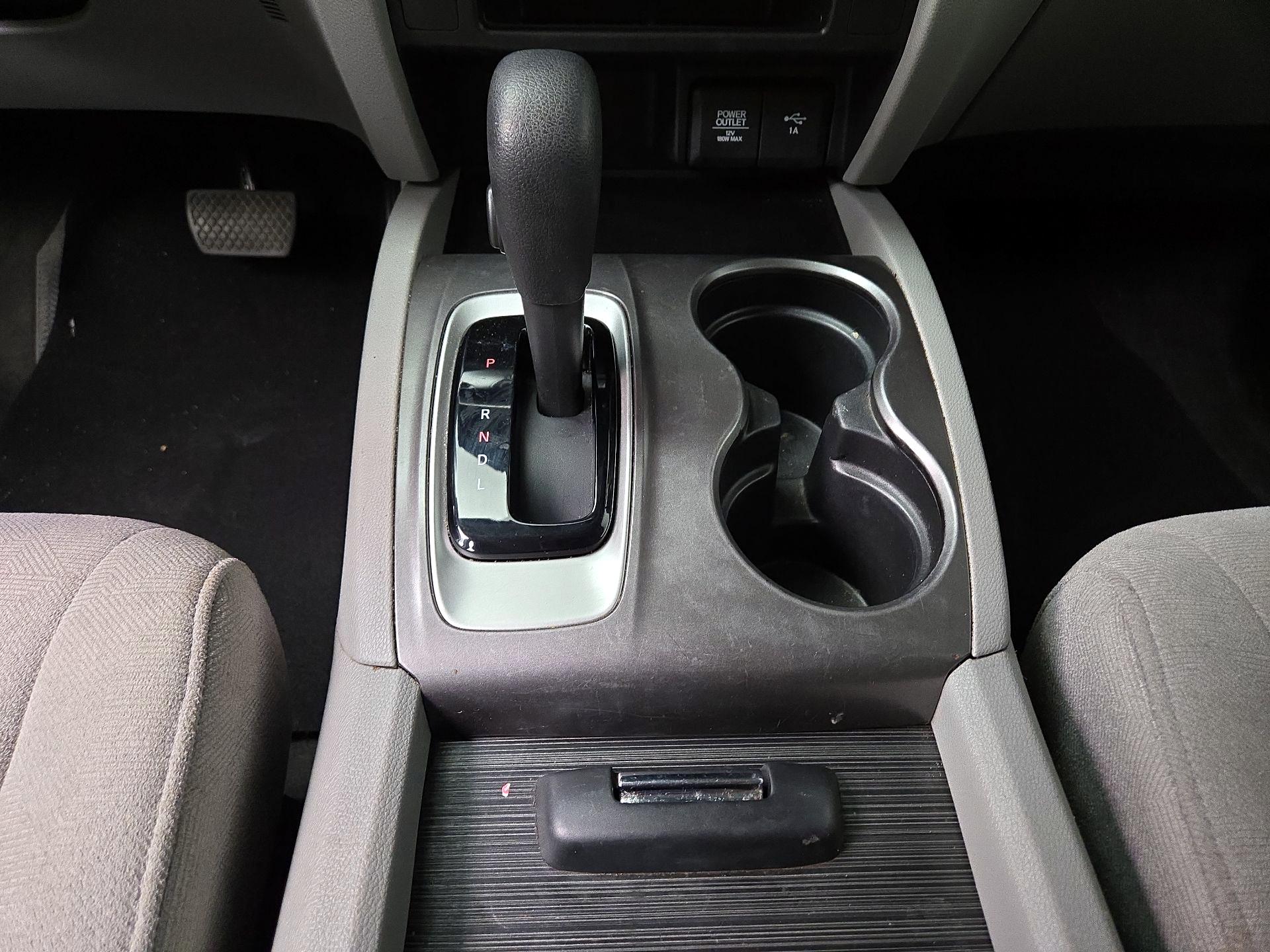 Thumbnail: 2019 Honda Pilot - 17