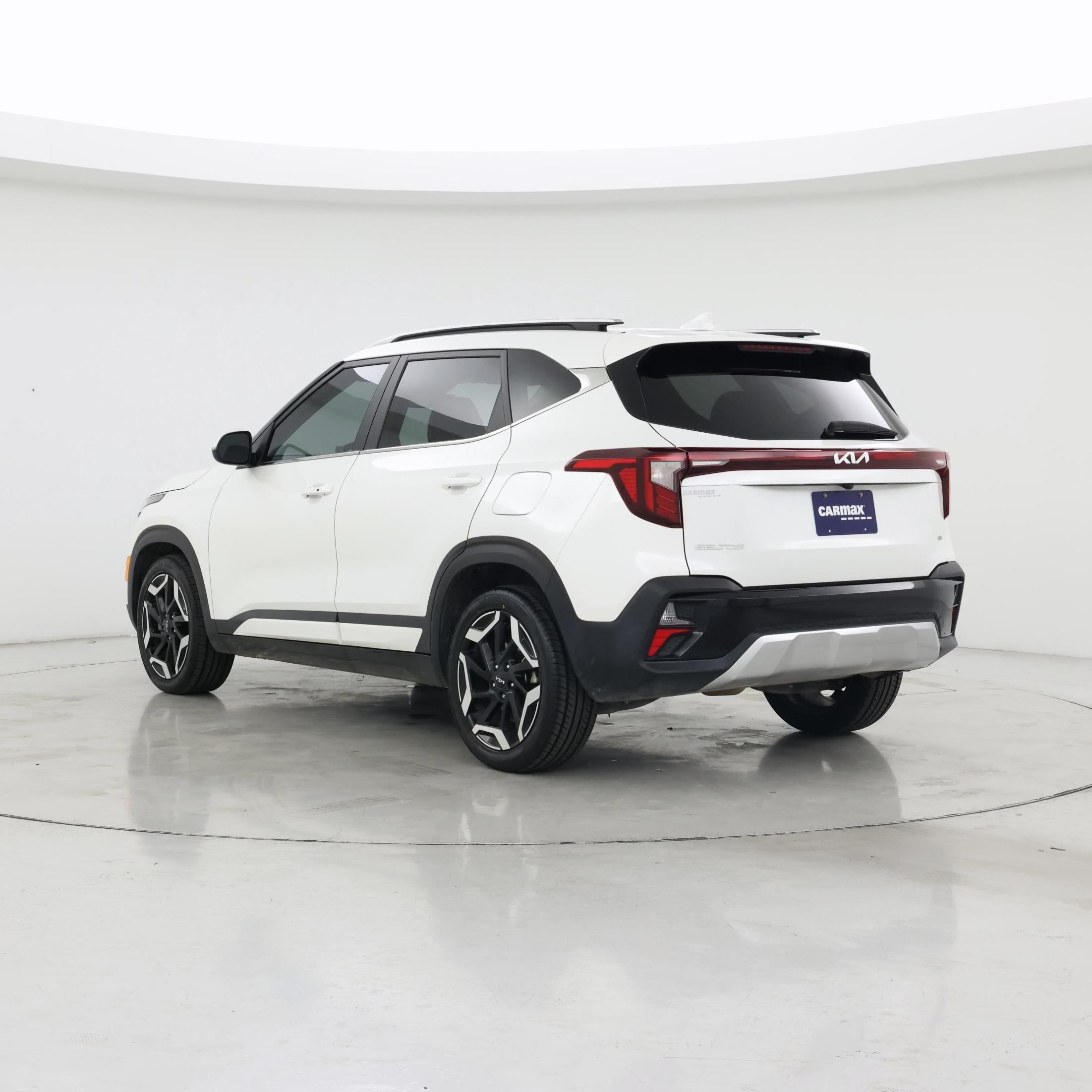Thumbnail: 2024 Kia Seltos - 2