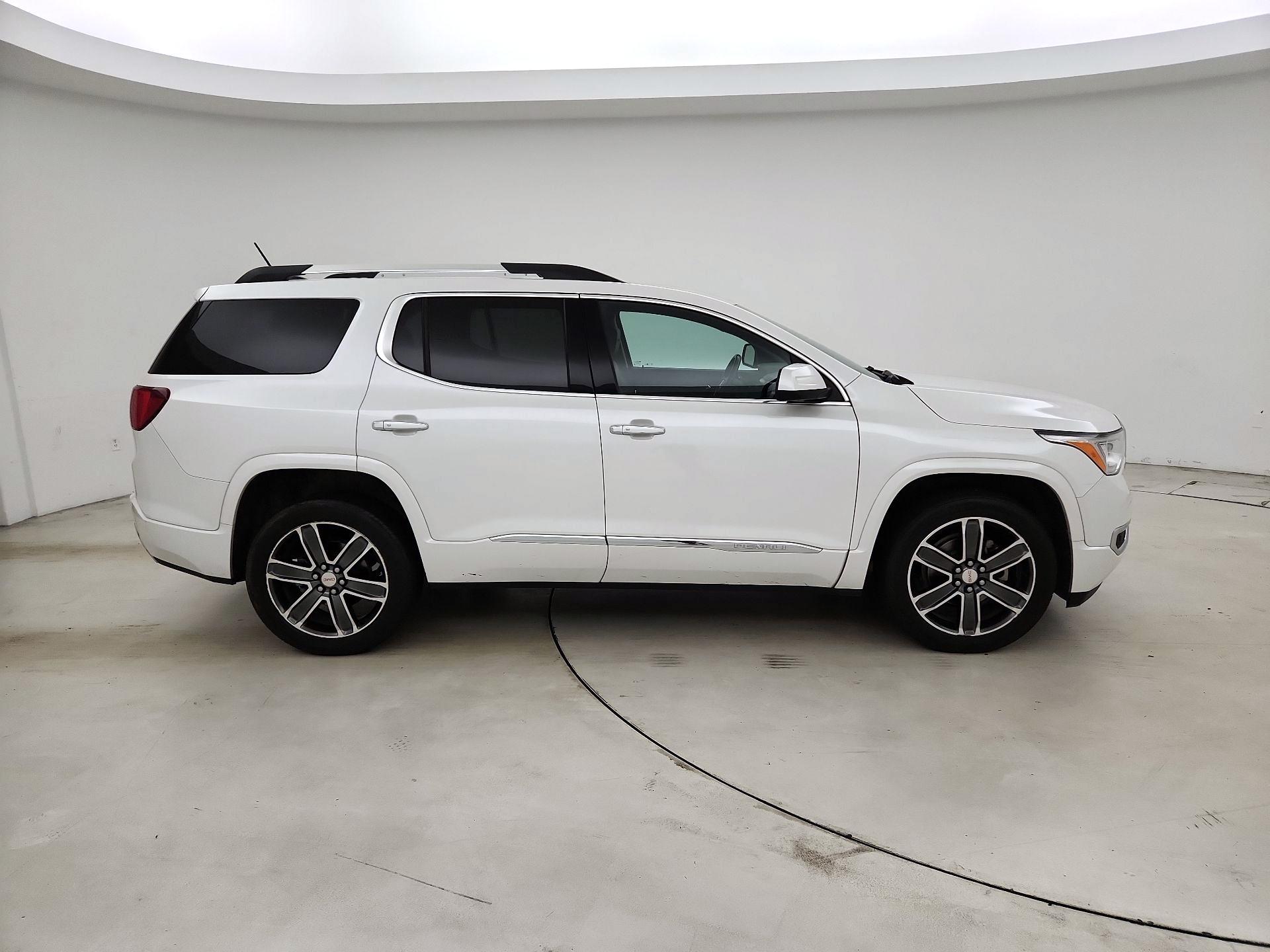 Thumbnail: 2018 GMC Acadia - 4