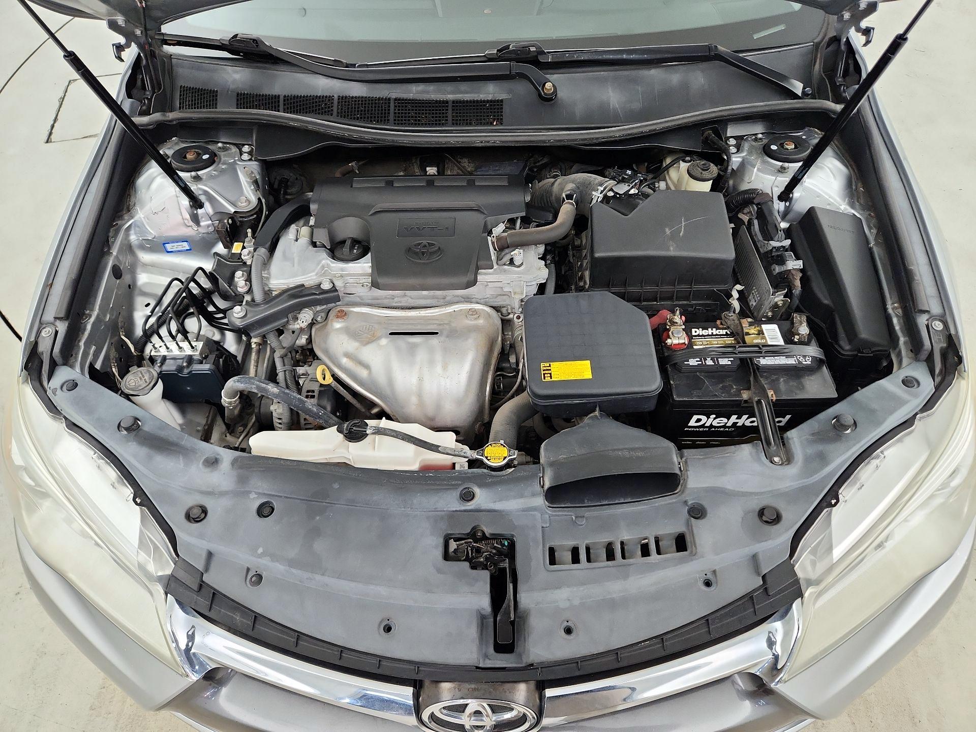 Thumbnail: 2015 Toyota Camry - 19