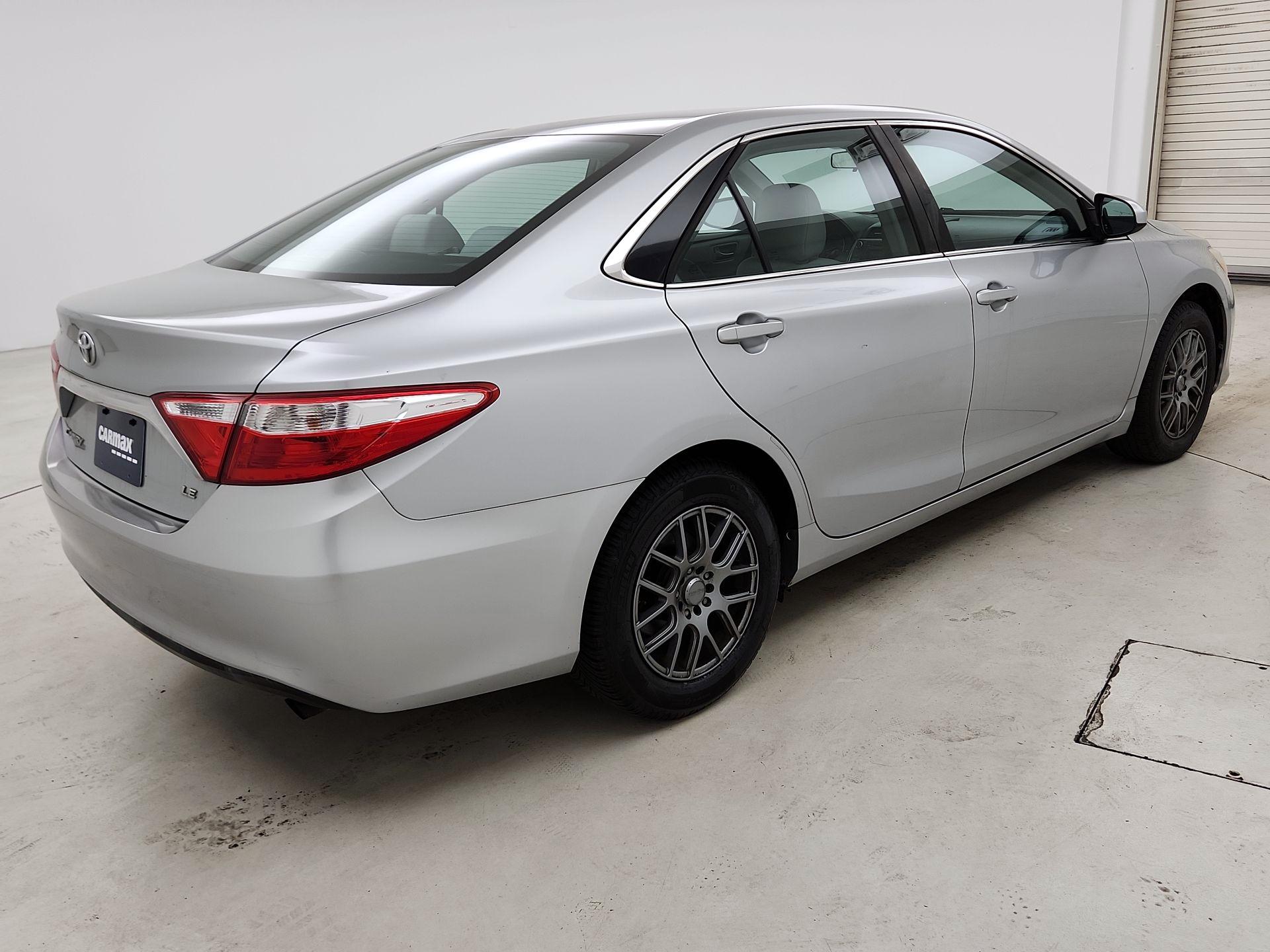 Thumbnail: 2015 Toyota Camry - 5
