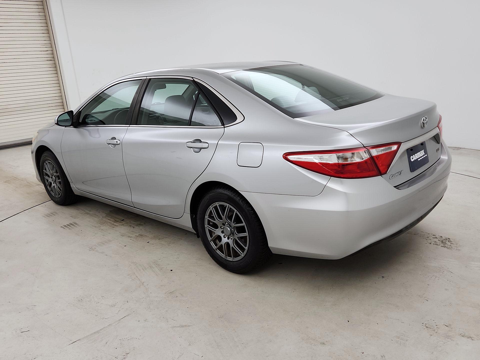 Thumbnail: 2015 Toyota Camry - 7