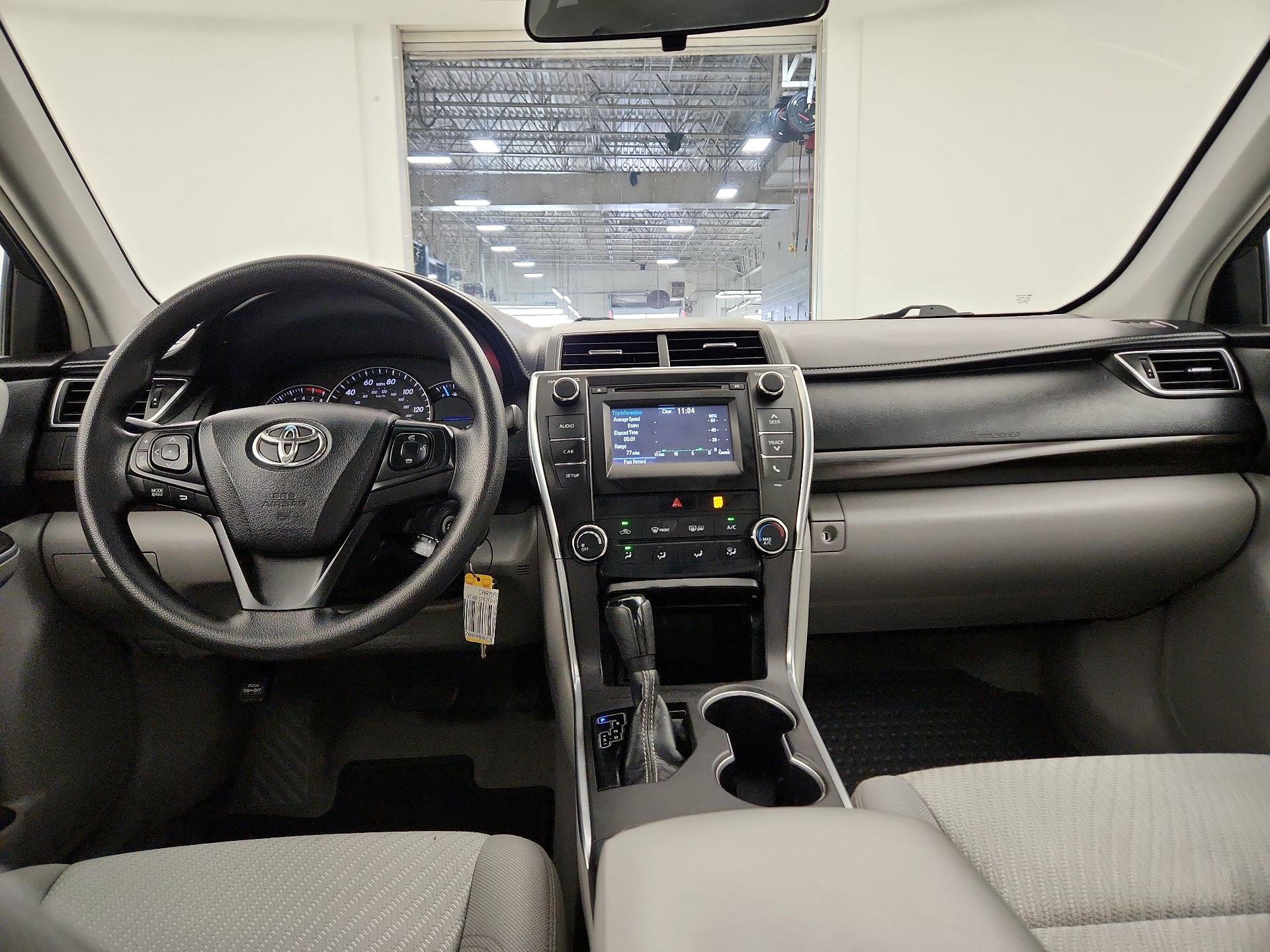 Thumbnail: 2015 Toyota Camry - 8