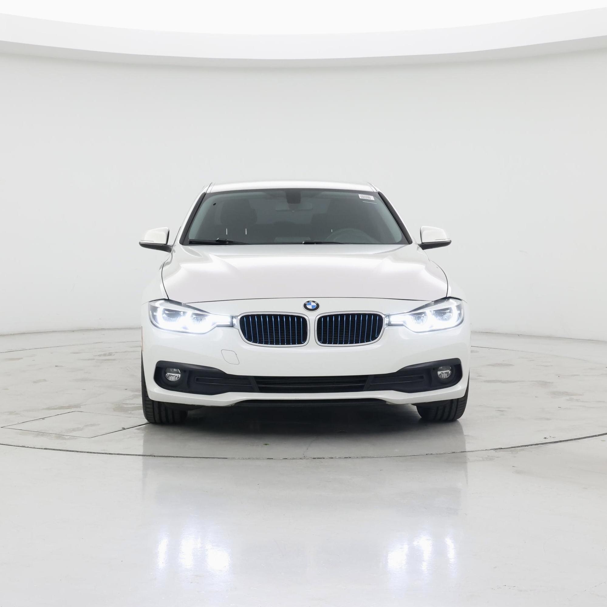 Thumbnail: 2018 BMW 3 Series - 5