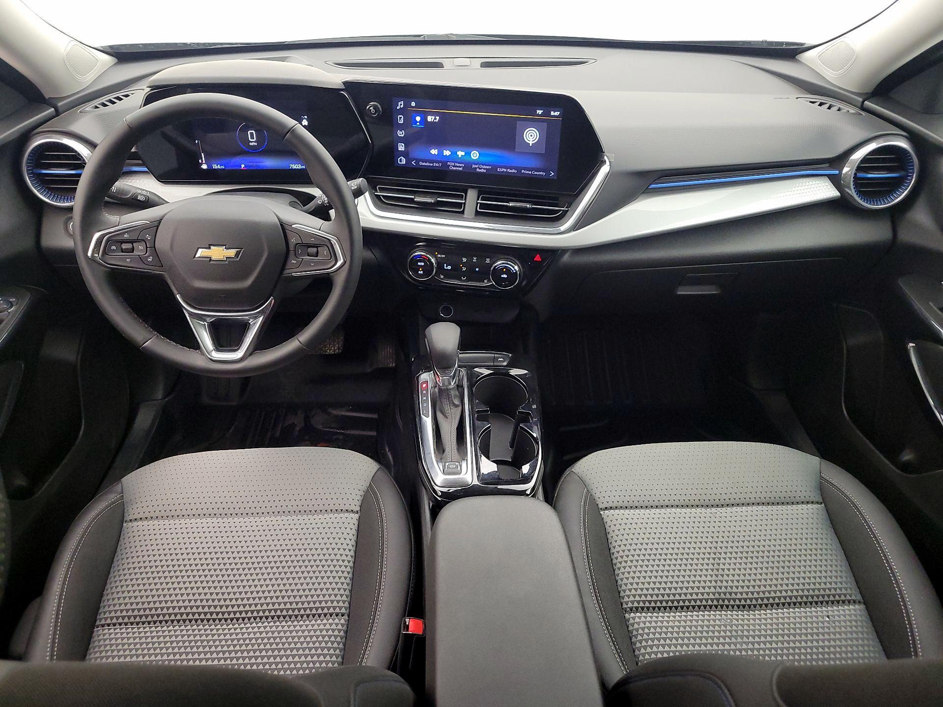 Thumbnail: 2025 Chevrolet Trax - 9