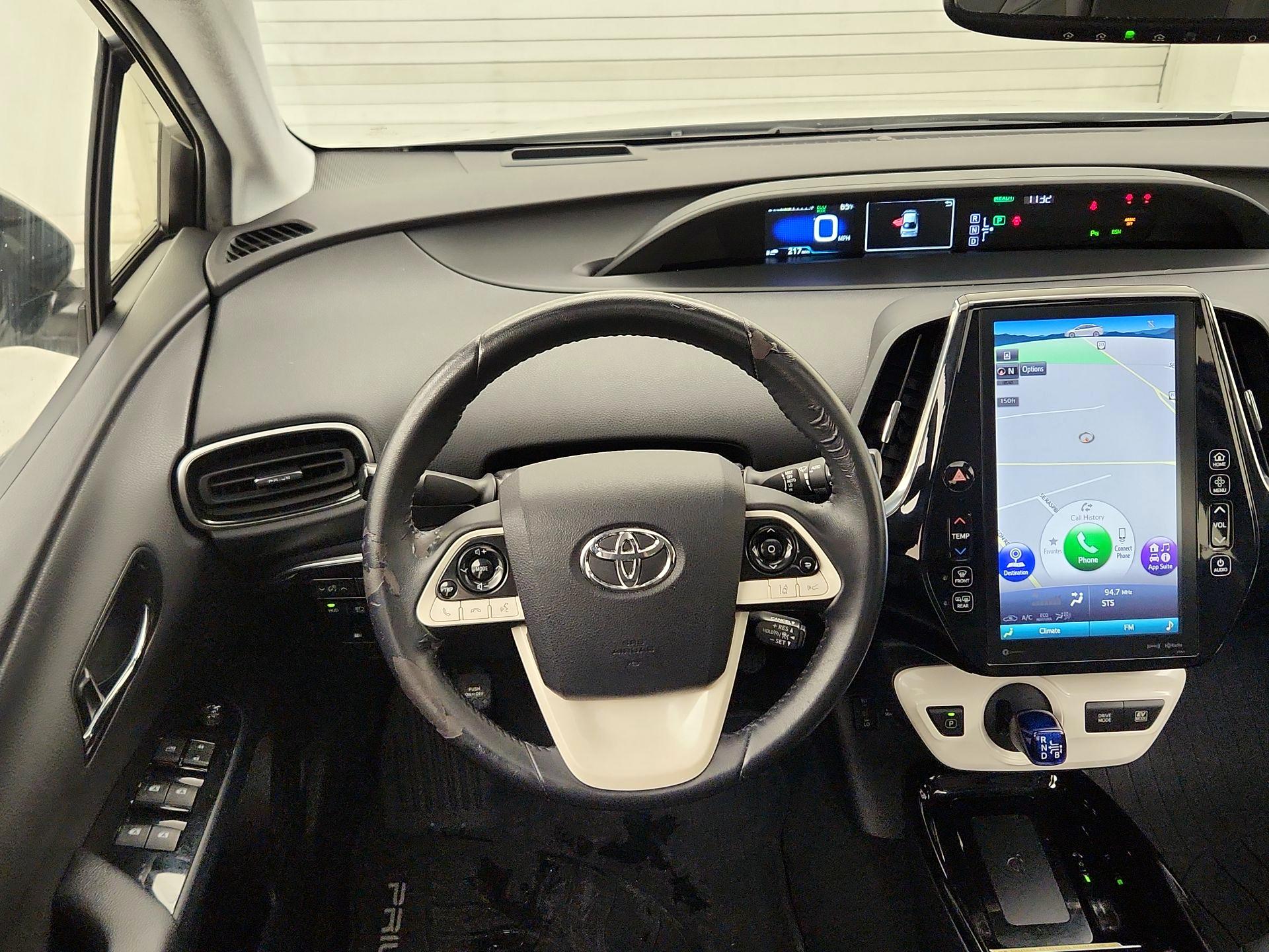 Thumbnail: 2018 Toyota Prius - 10