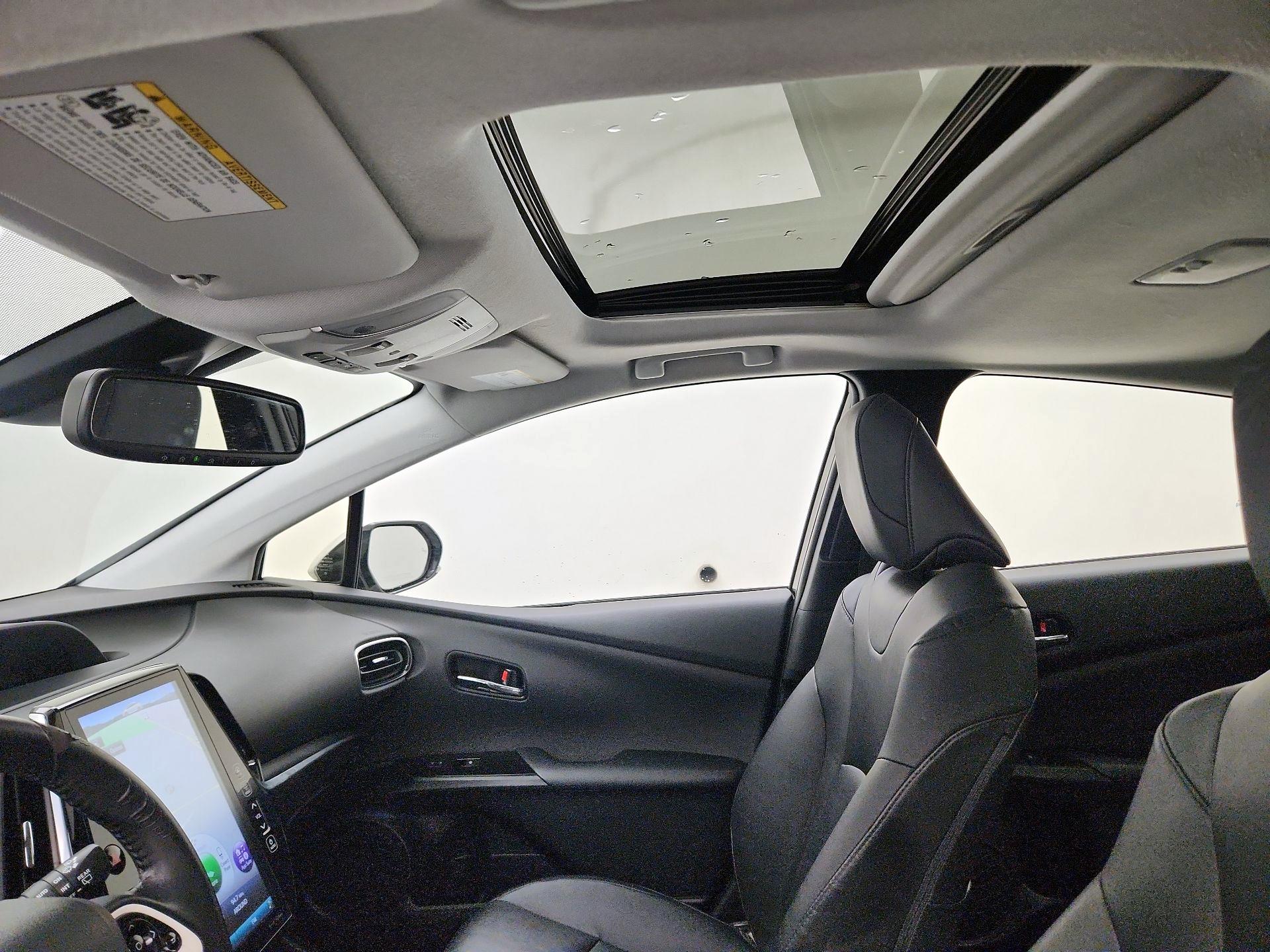 Thumbnail: 2018 Toyota Prius - 20