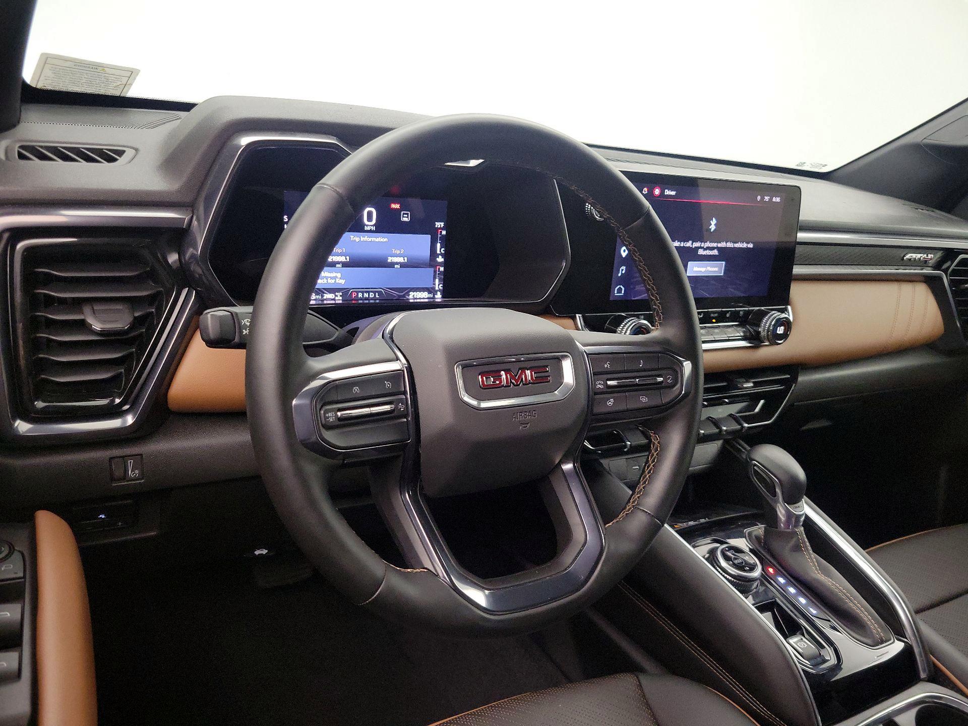 Thumbnail: 2023 GMC Canyon - 10