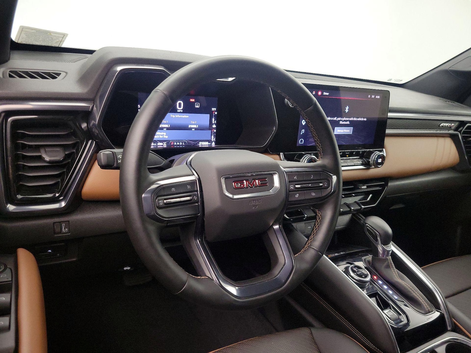 2023 GMC Canyon AT4 - Photo 11