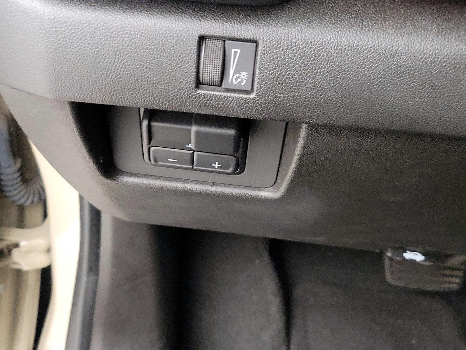 2023 GMC Canyon AT4 - Photo 14