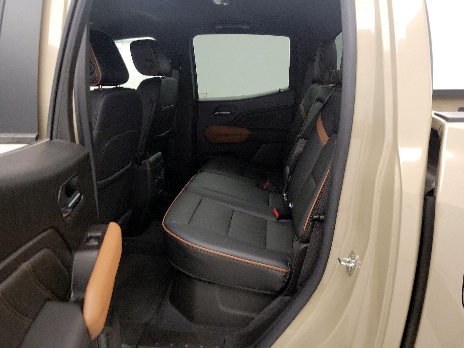 2023 GMC Canyon AT4 - Photo 20