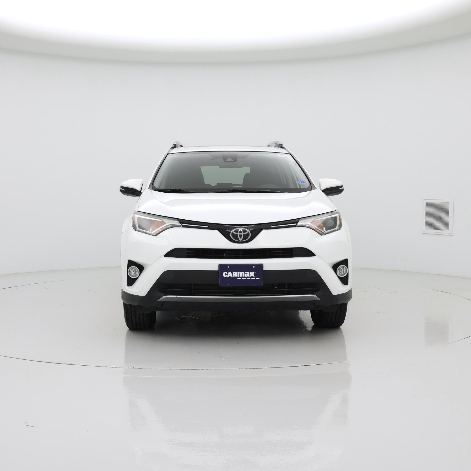 Thumbnail: 2018 Toyota RAV4 - 5