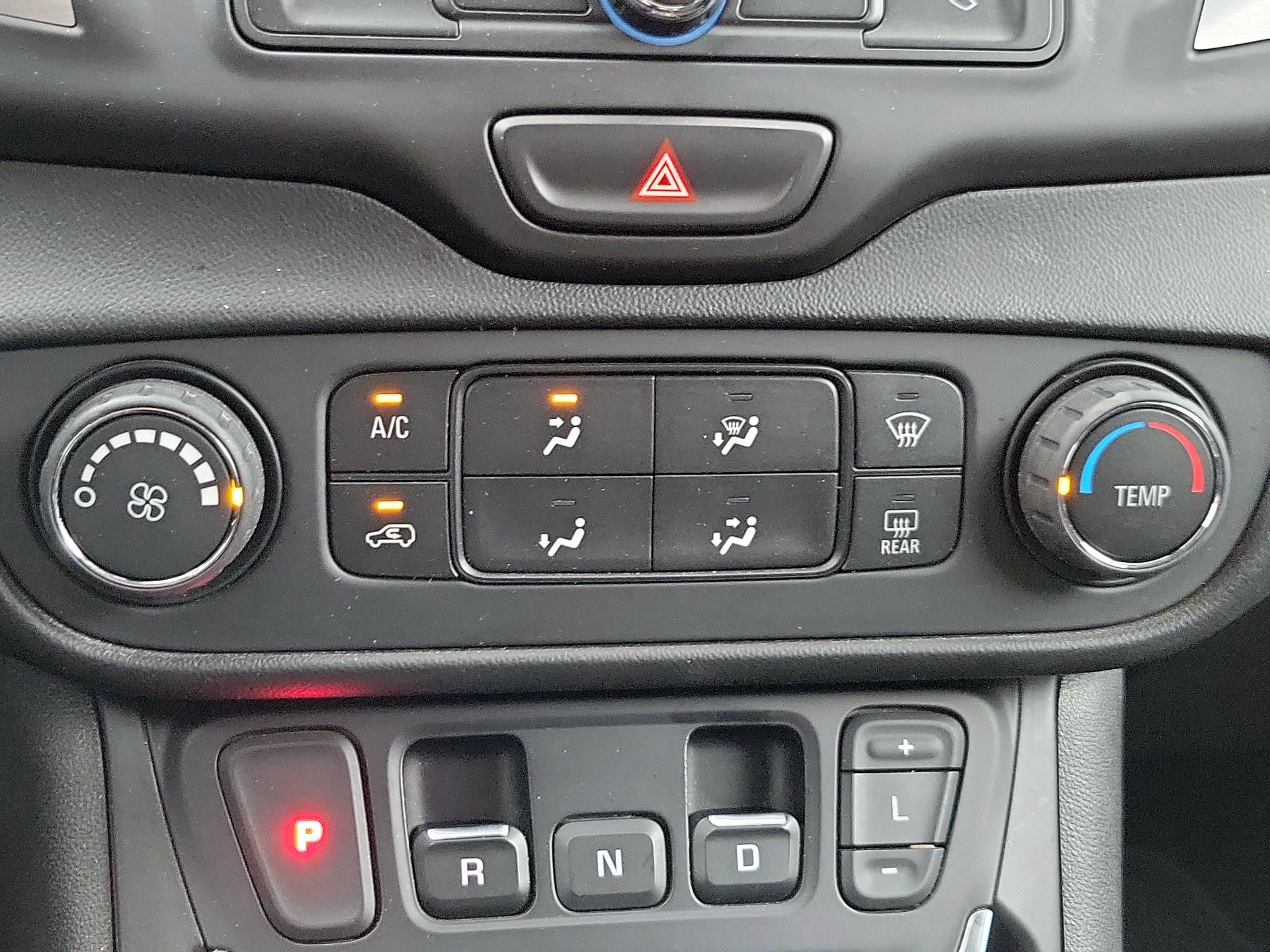 Thumbnail: 2019 GMC Terrain - 16