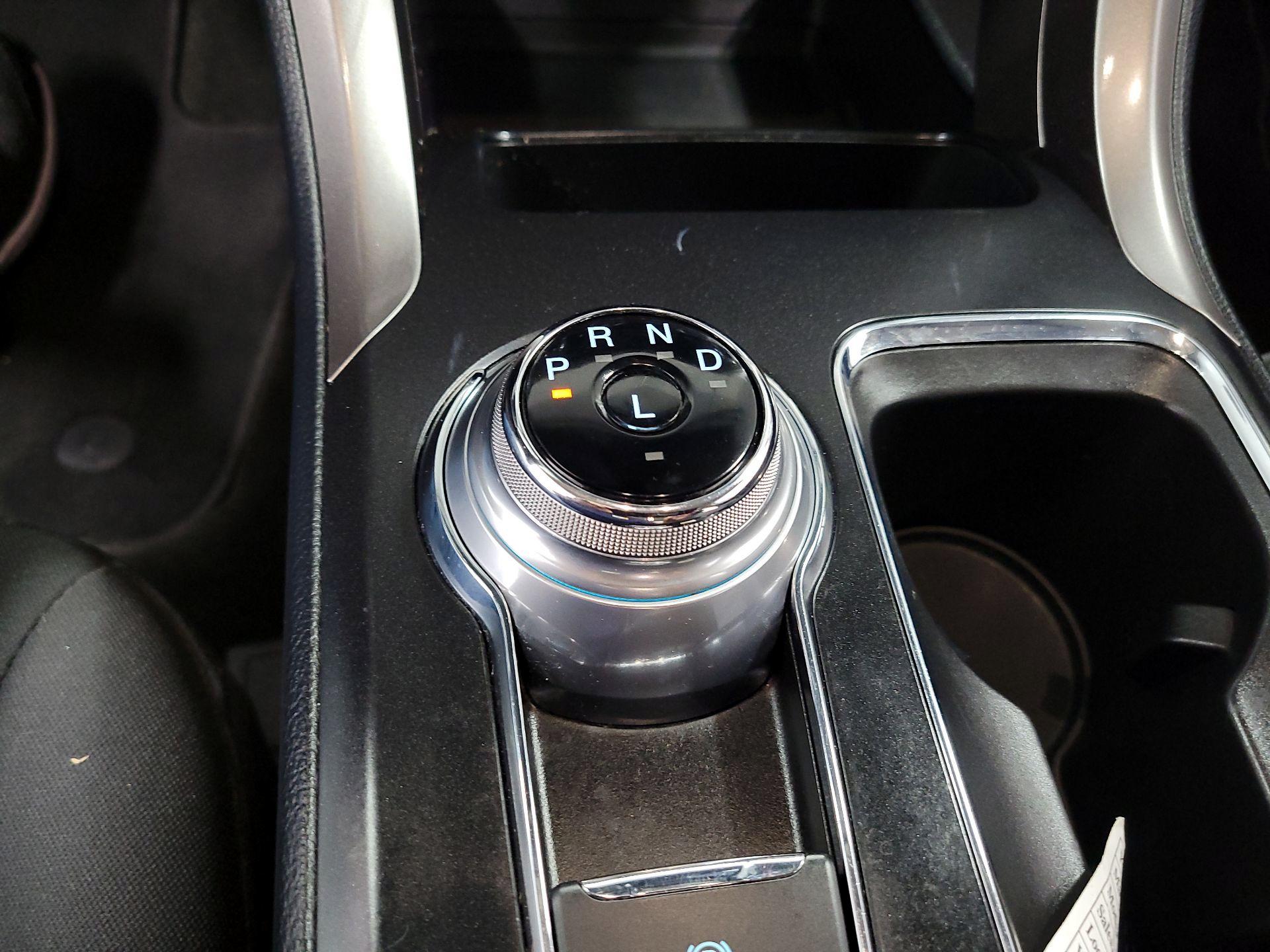Thumbnail: 2019 Ford Fusion - 13