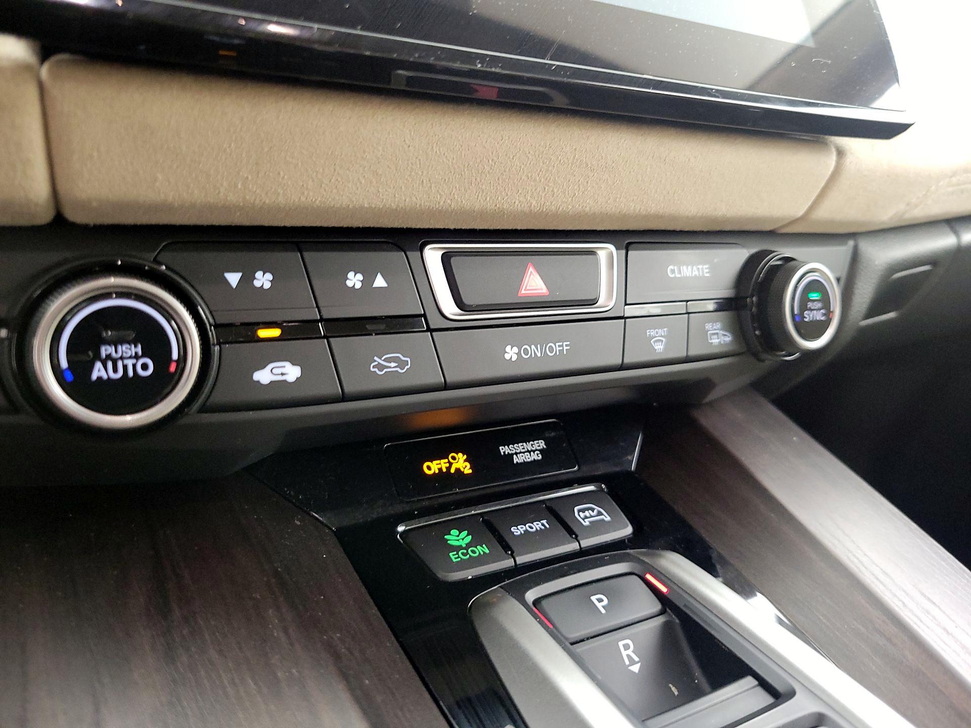 Thumbnail: 2019 Honda Clarity - 16