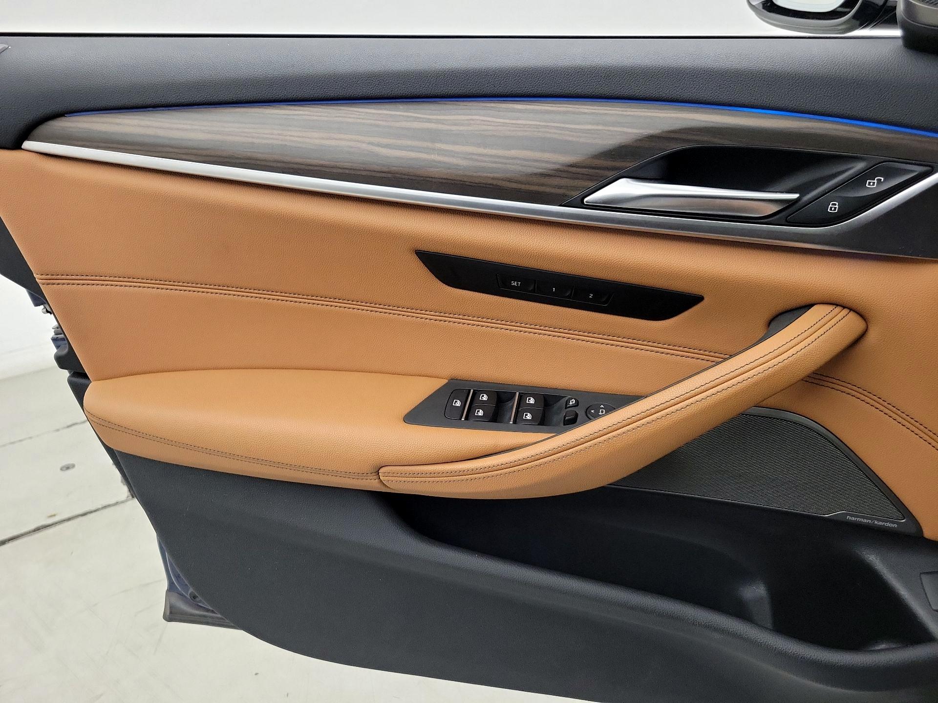 Thumbnail: 2021 BMW 5 Series - 12