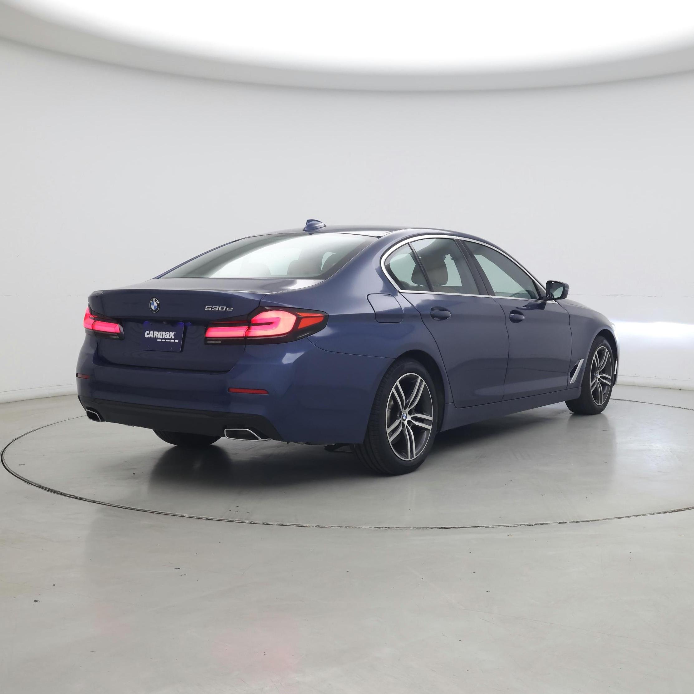 Thumbnail: 2021 BMW 5 Series - 8