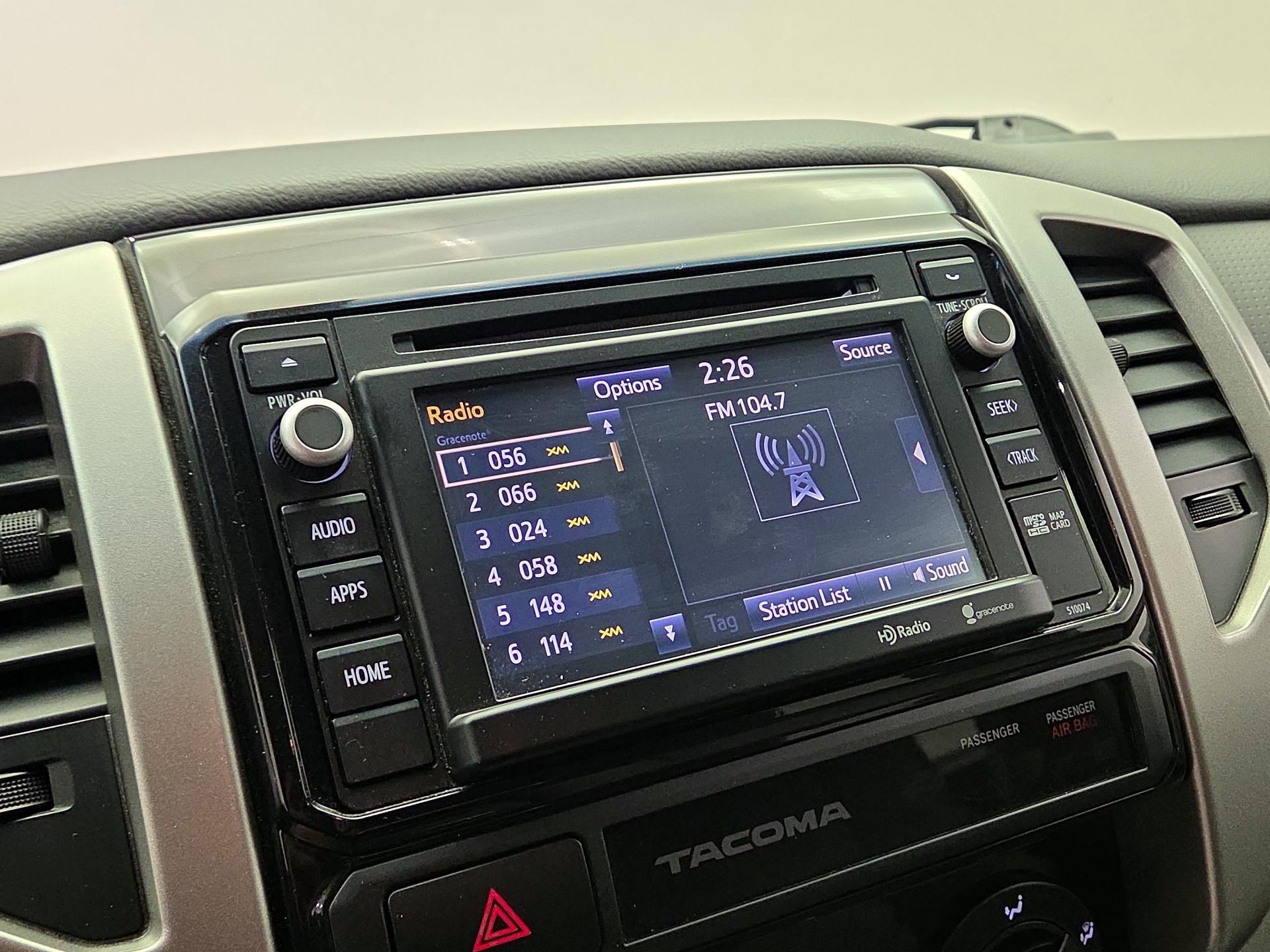 Thumbnail: 2015 Toyota Tacoma - 13