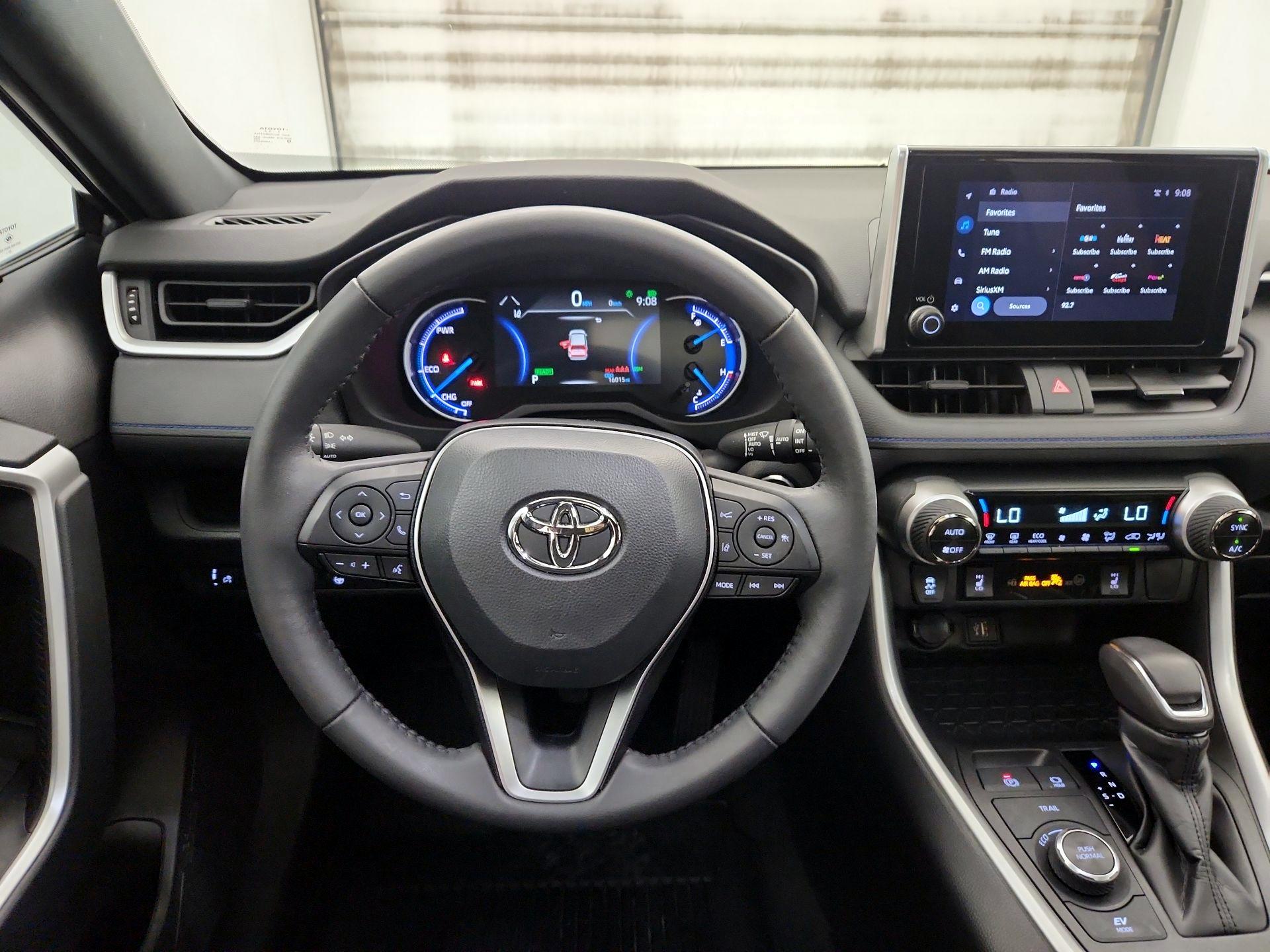 Thumbnail: 2024 Toyota RAV4 - 10