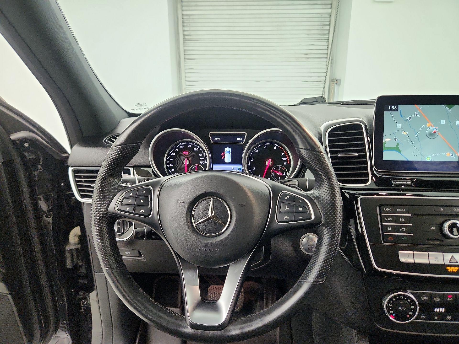 Thumbnail: 2017 Mercedes-Benz GLE - 10