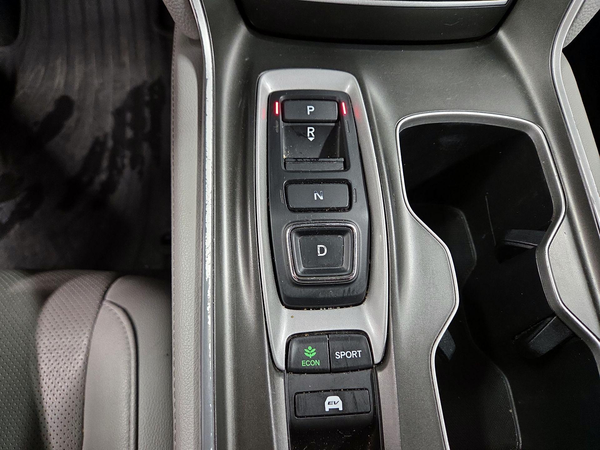 Thumbnail: 2019 Honda Accord - 16