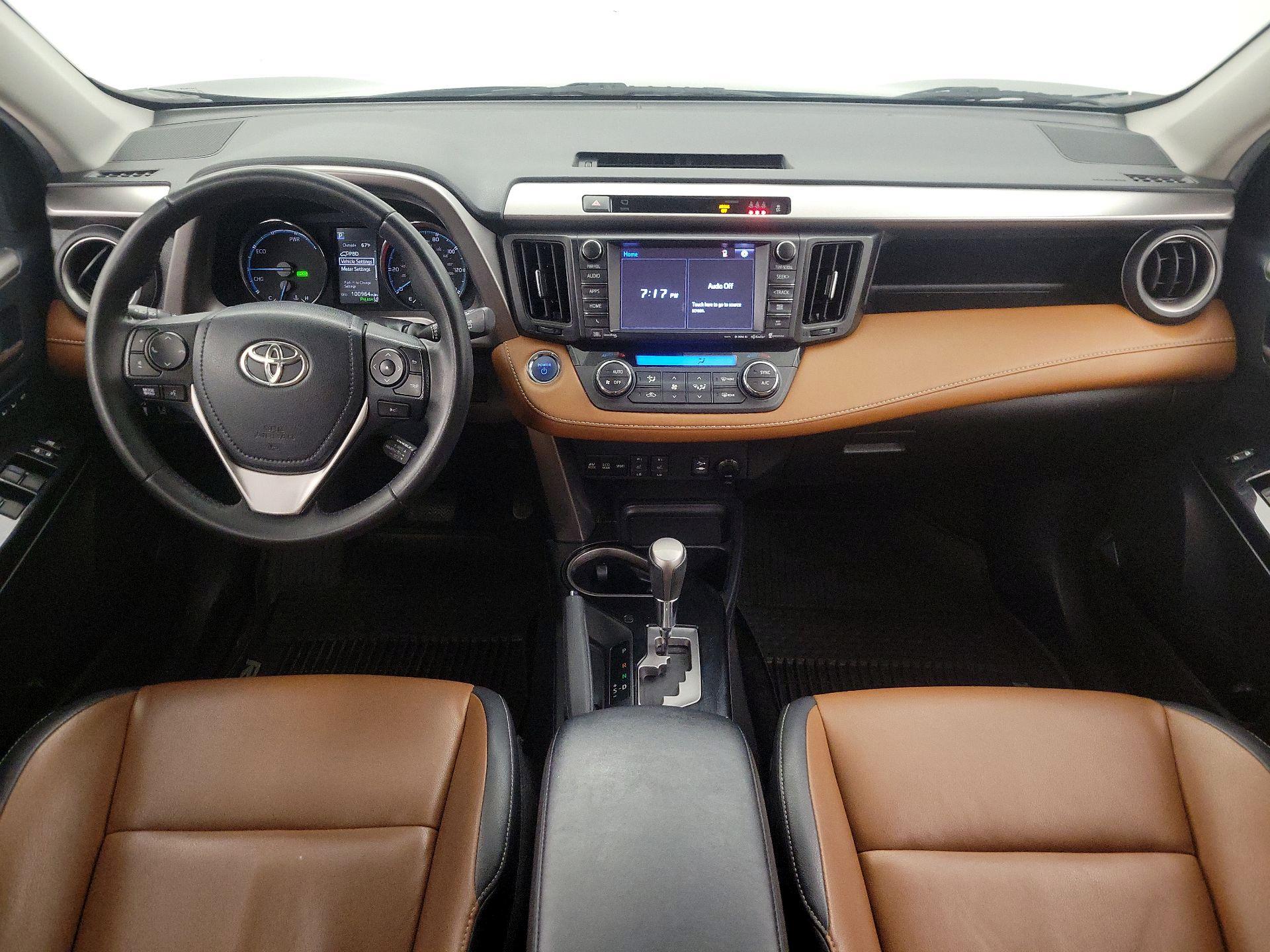 Thumbnail: 2018 Toyota RAV4 - 9
