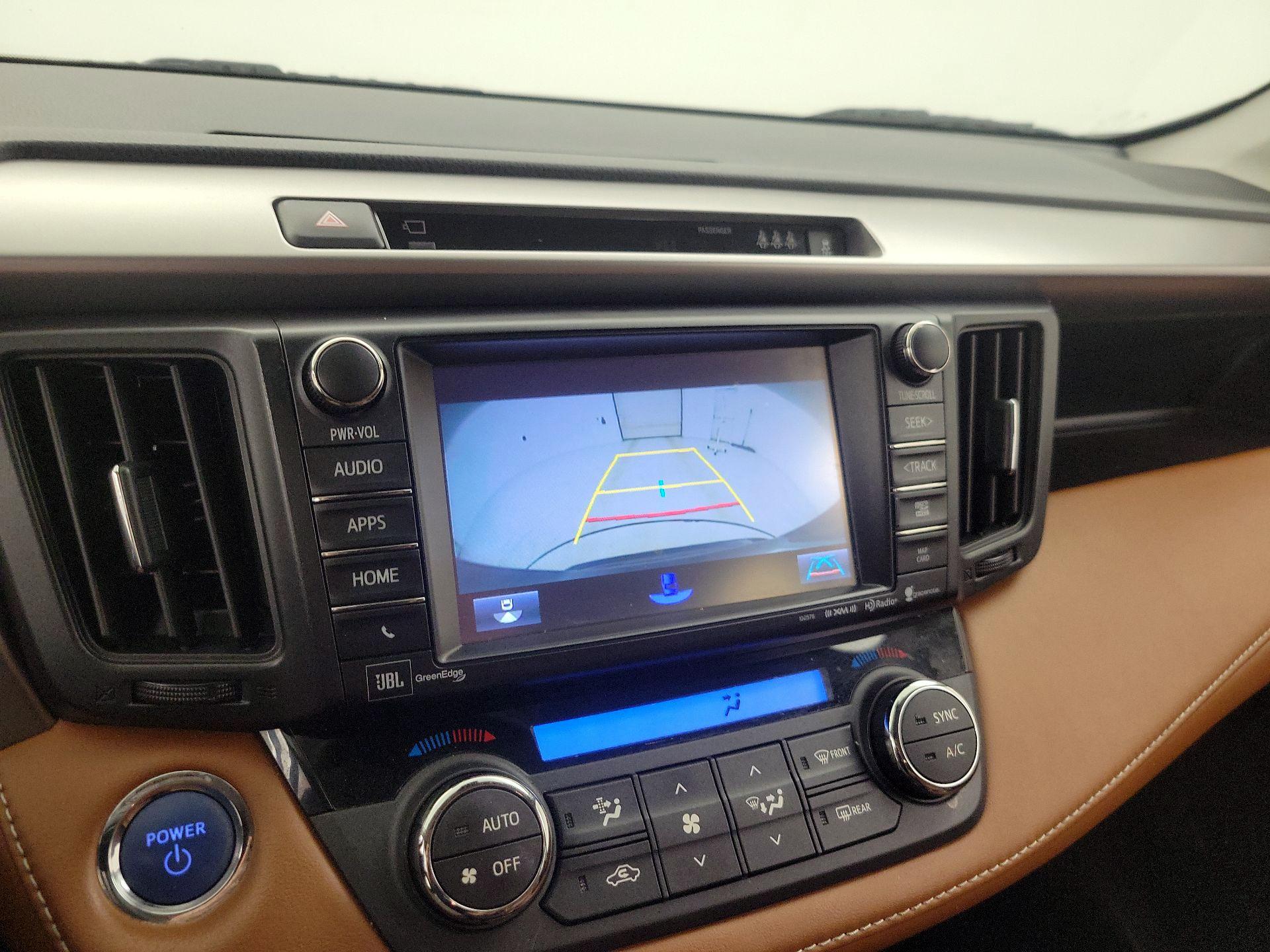 Thumbnail: 2018 Toyota RAV4 - 14