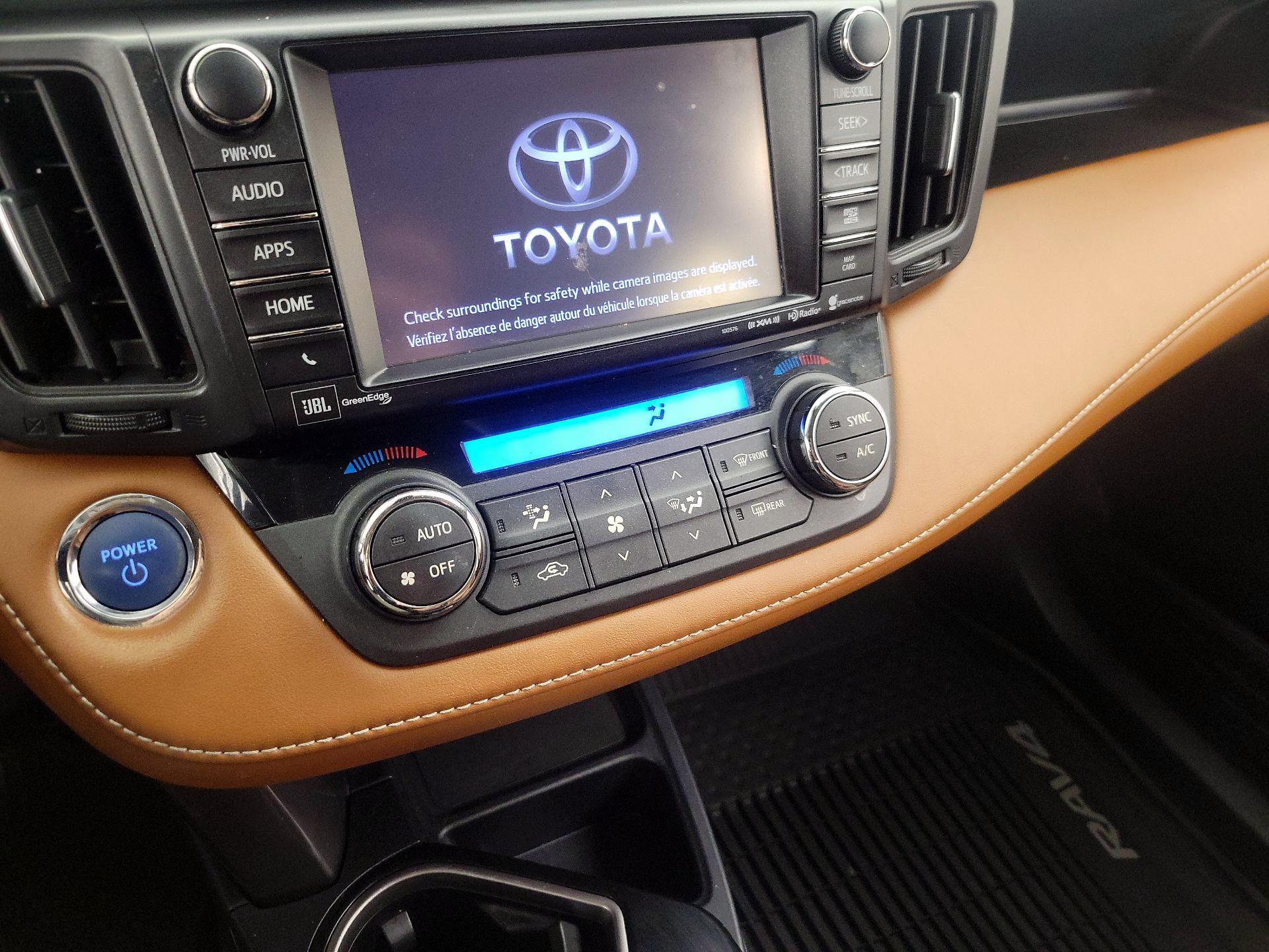 Thumbnail: 2018 Toyota RAV4 - 16