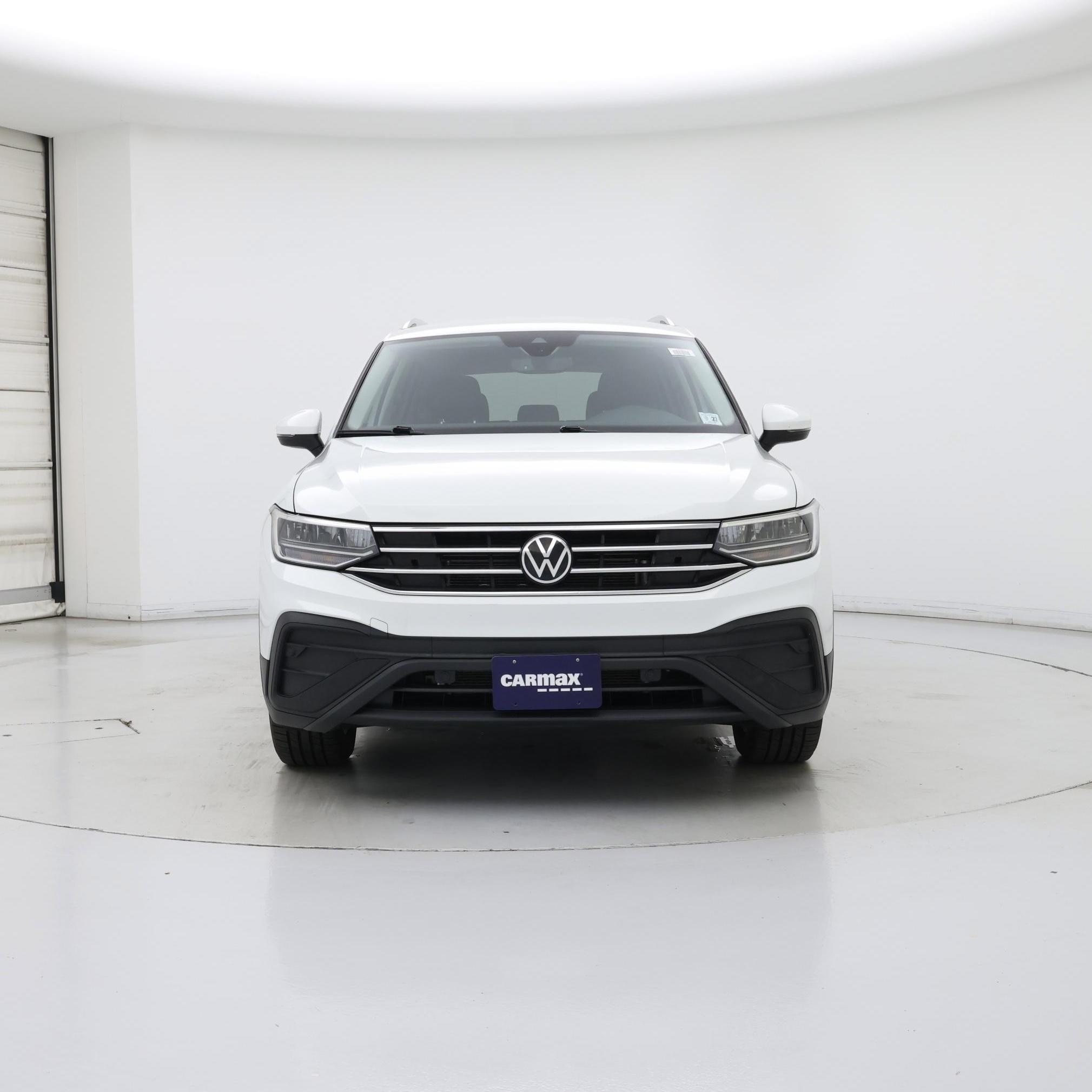 Thumbnail: 2022 Volkswagen Tiguan - 5