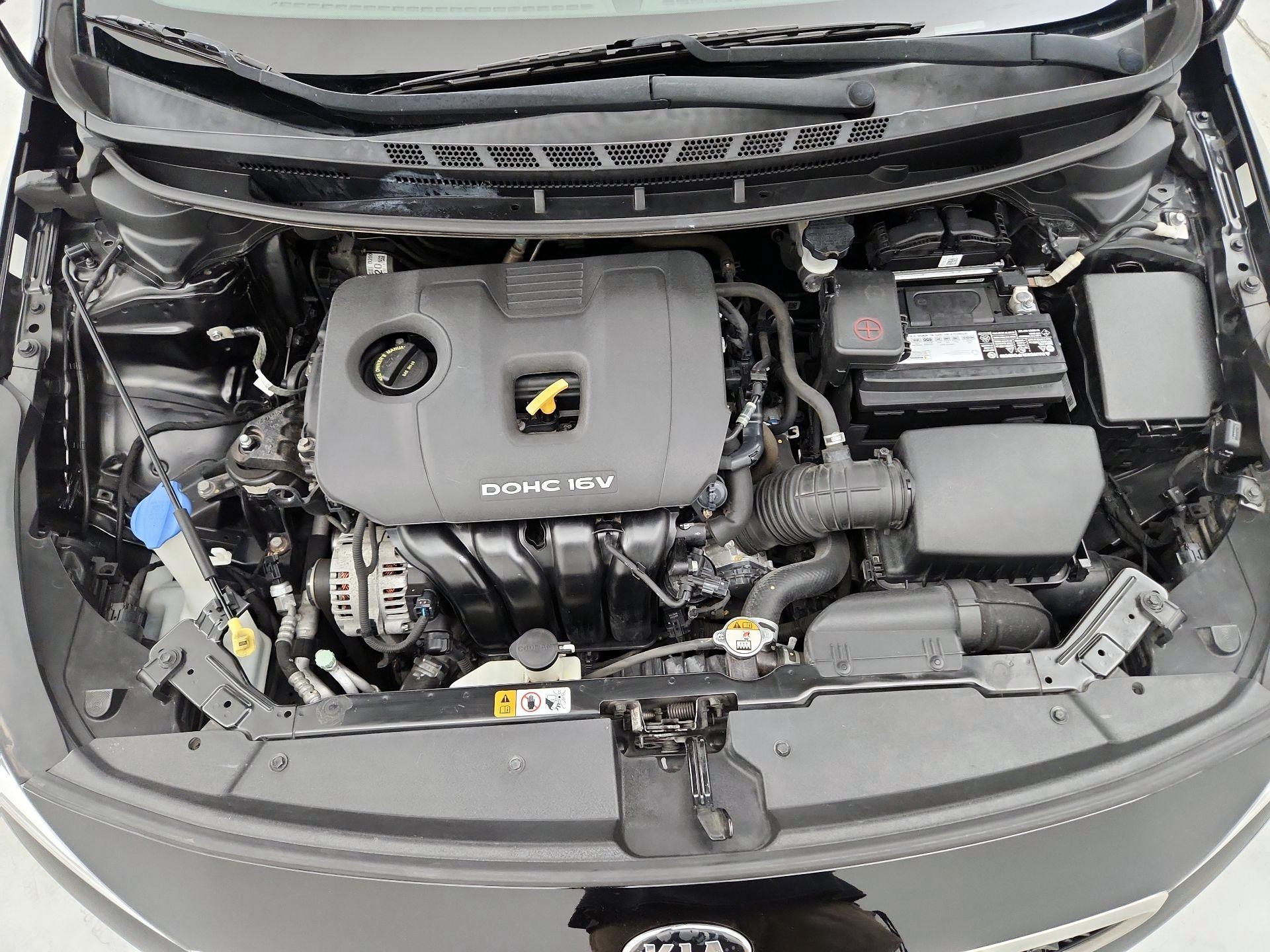 Thumbnail: 2017 Kia Forte - 20