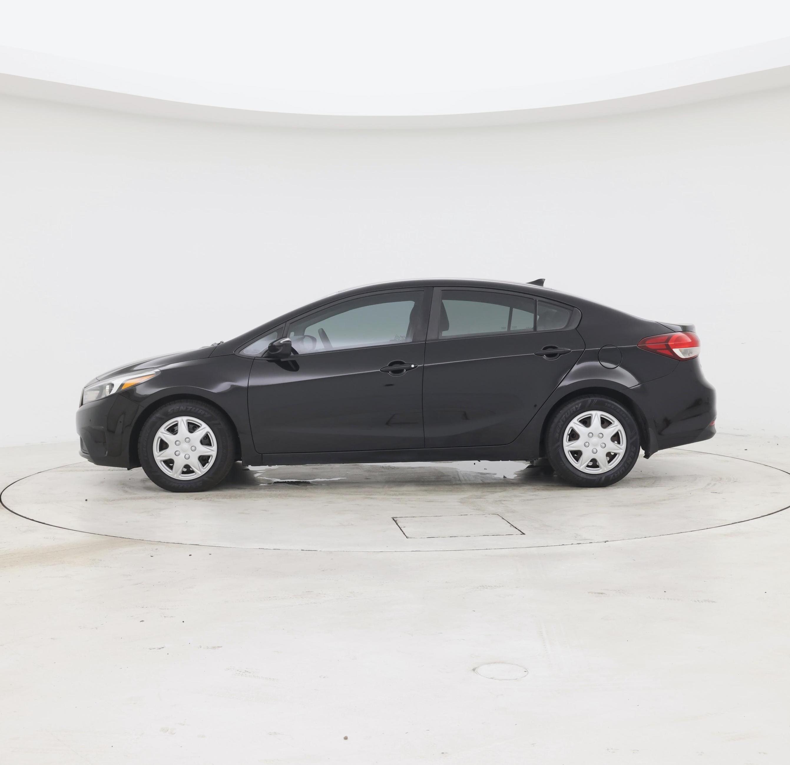 Thumbnail: 2017 Kia Forte - 3