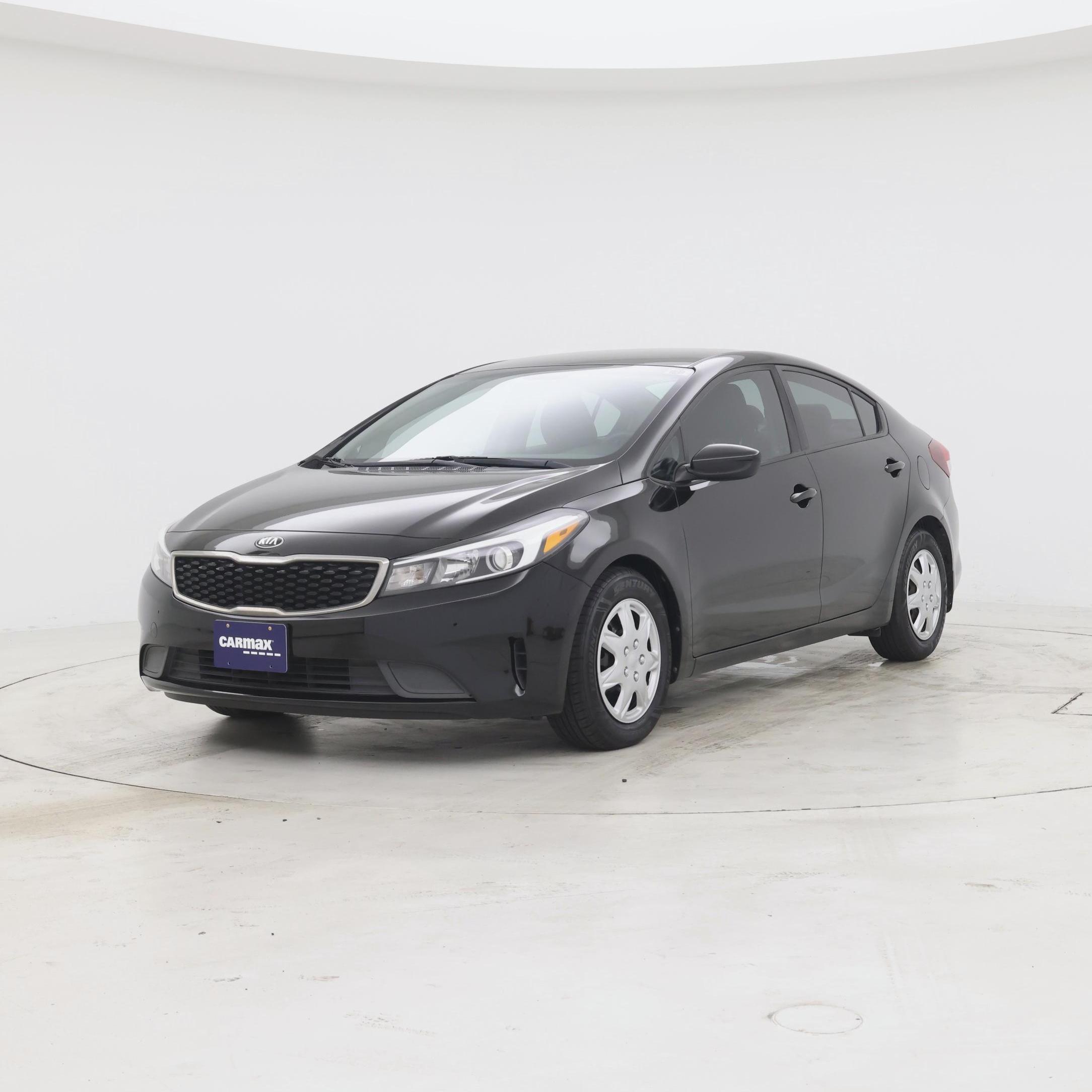 Thumbnail: 2017 Kia Forte - 4