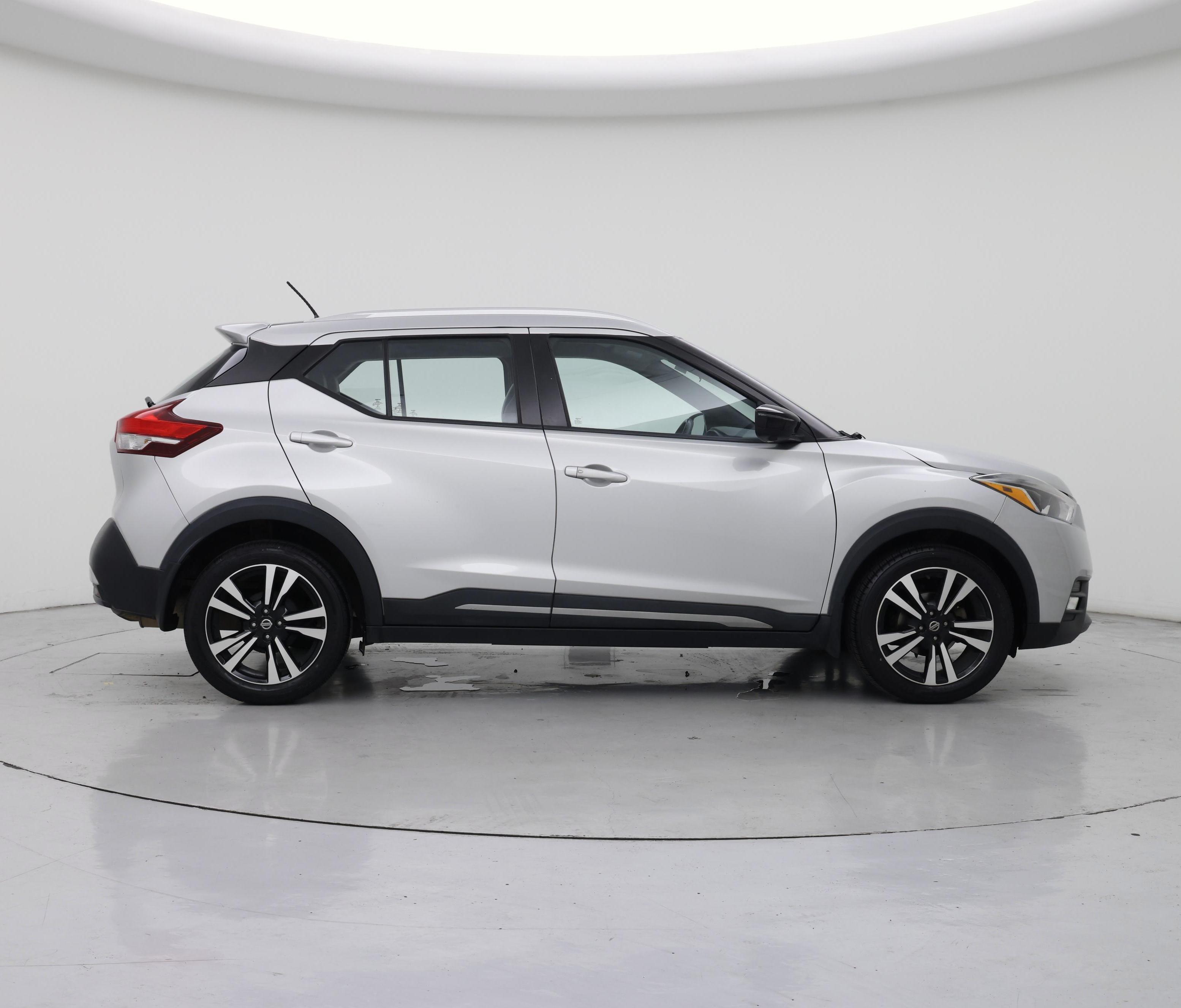Thumbnail: 2019 Nissan Kicks - 7