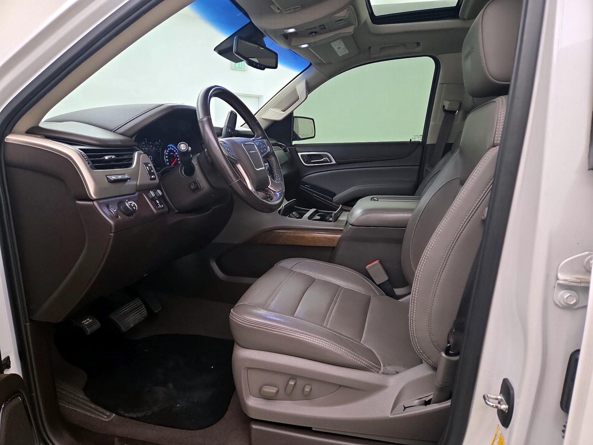 Thumbnail: 2019 GMC Yukon - 11