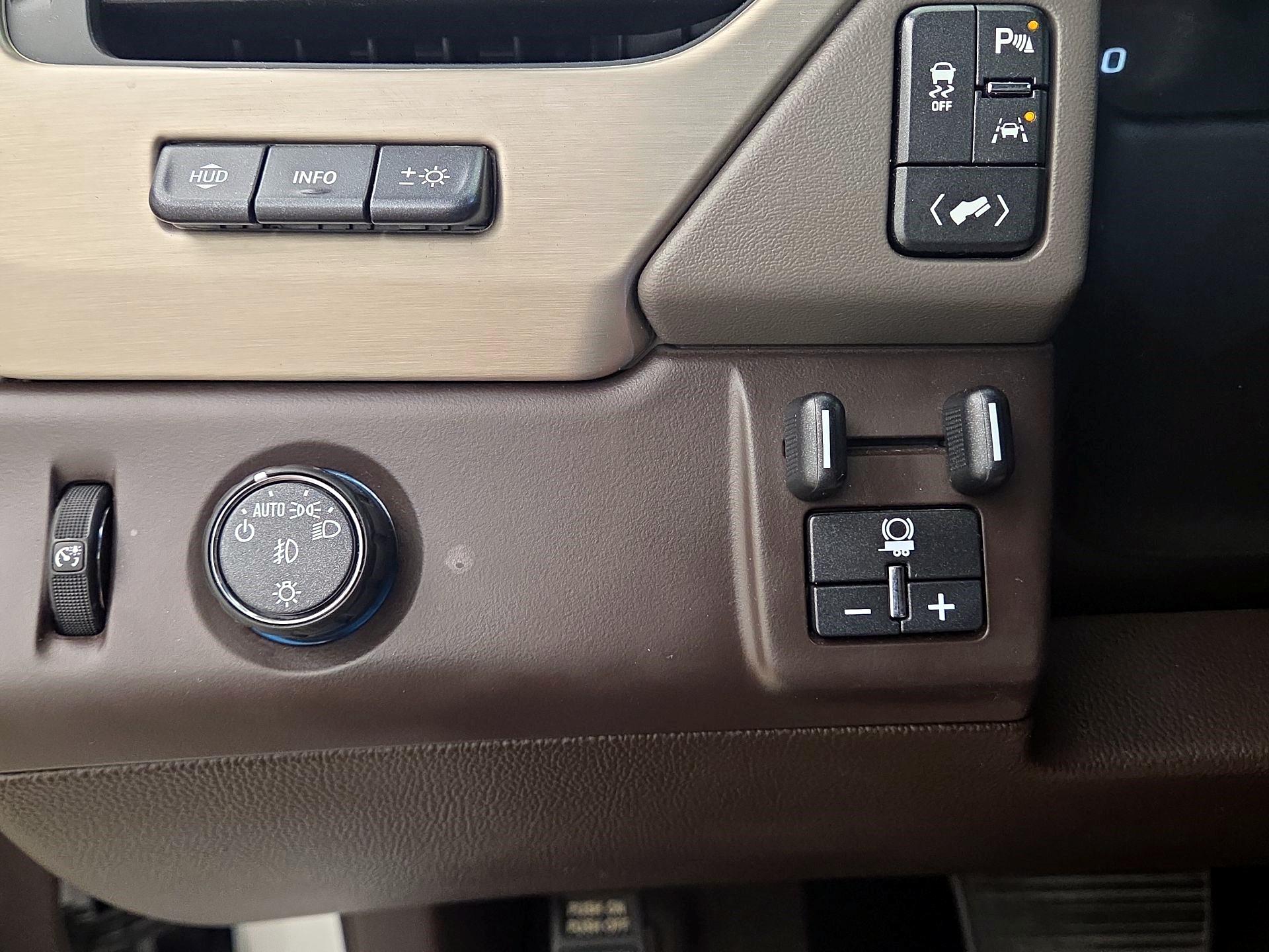 Thumbnail: 2019 GMC Yukon - 13