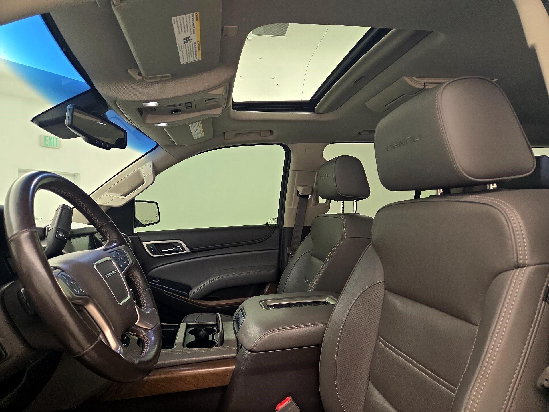 Thumbnail: 2019 GMC Yukon - 19