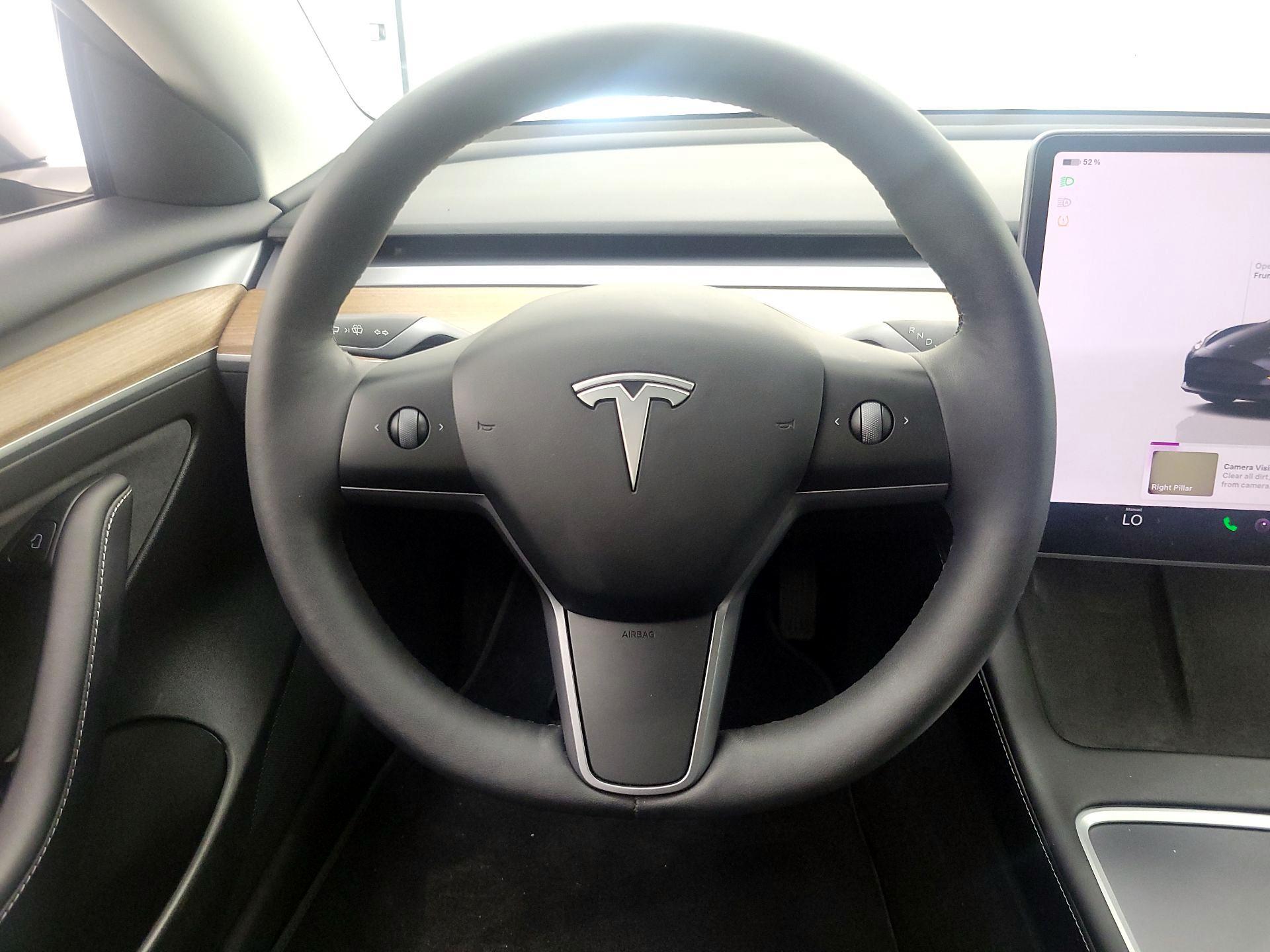 Thumbnail: 2023 Tesla Model 3 - 10