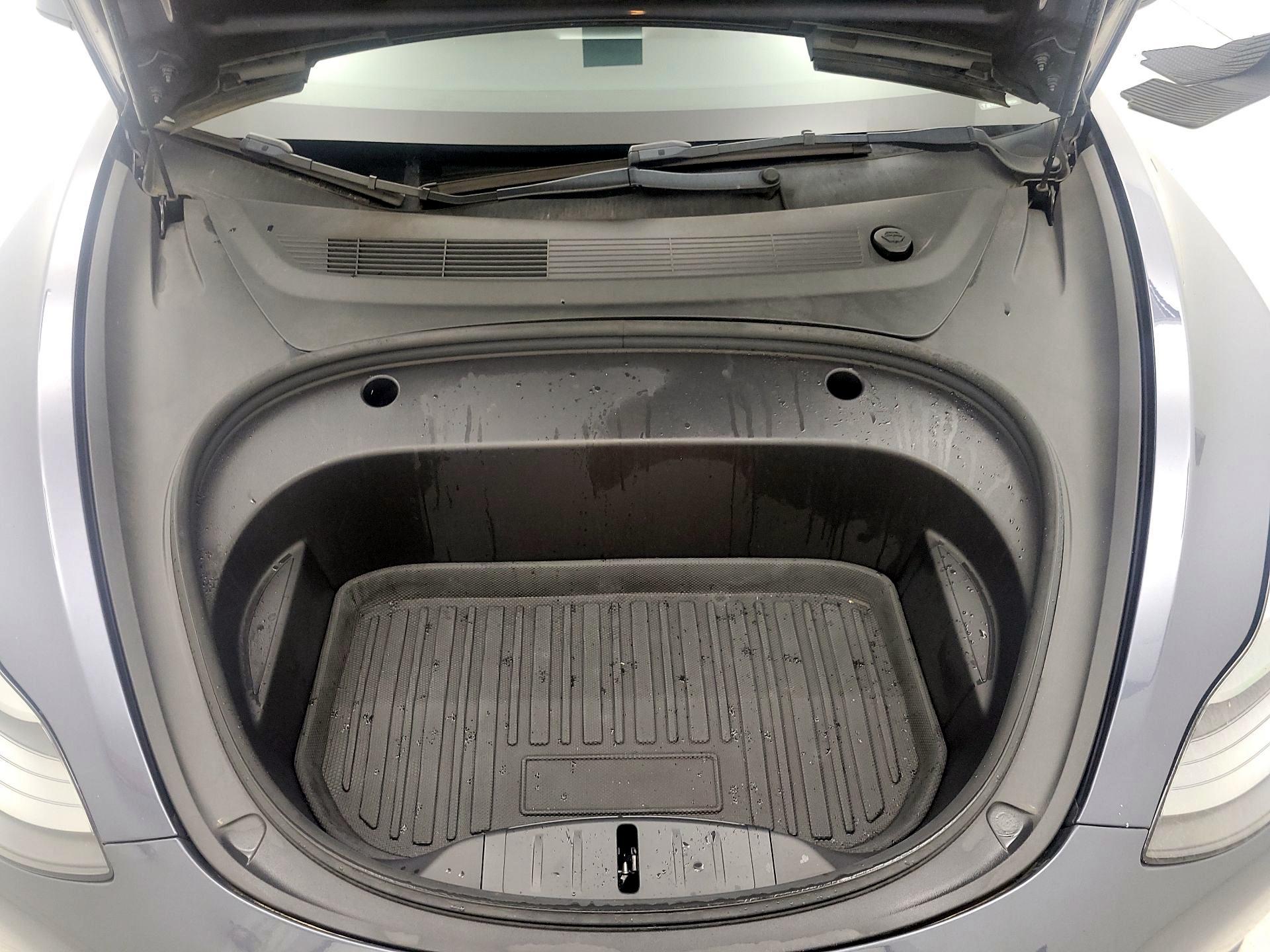 Thumbnail: 2023 Tesla Model 3 - 20