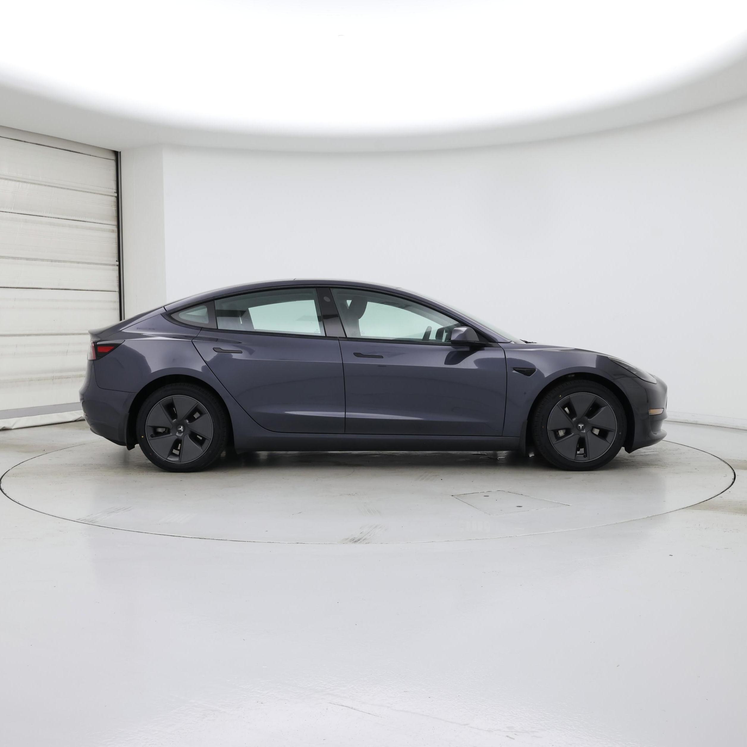 Thumbnail: 2023 Tesla Model 3 - 7